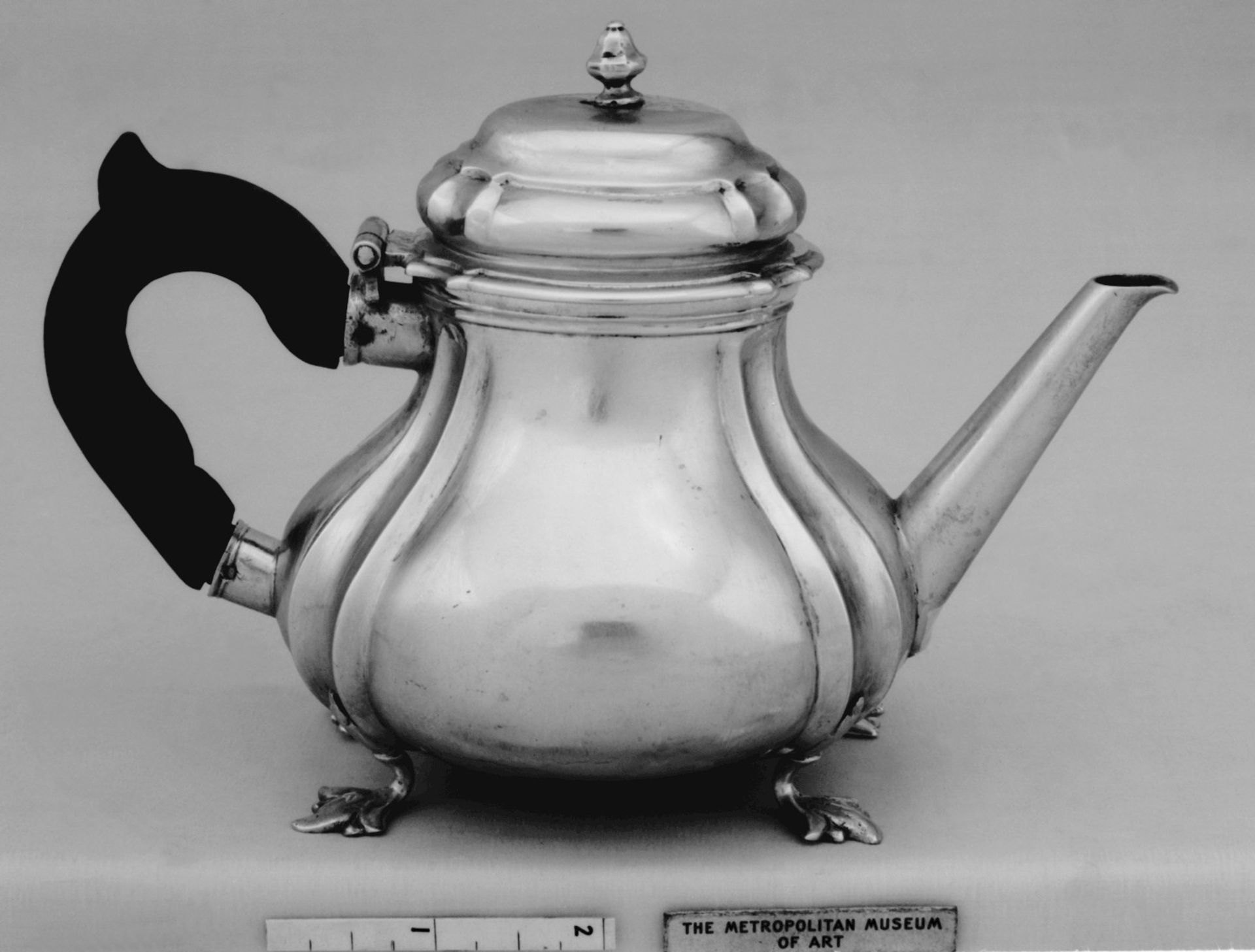 Teapot by Jacob von Holten