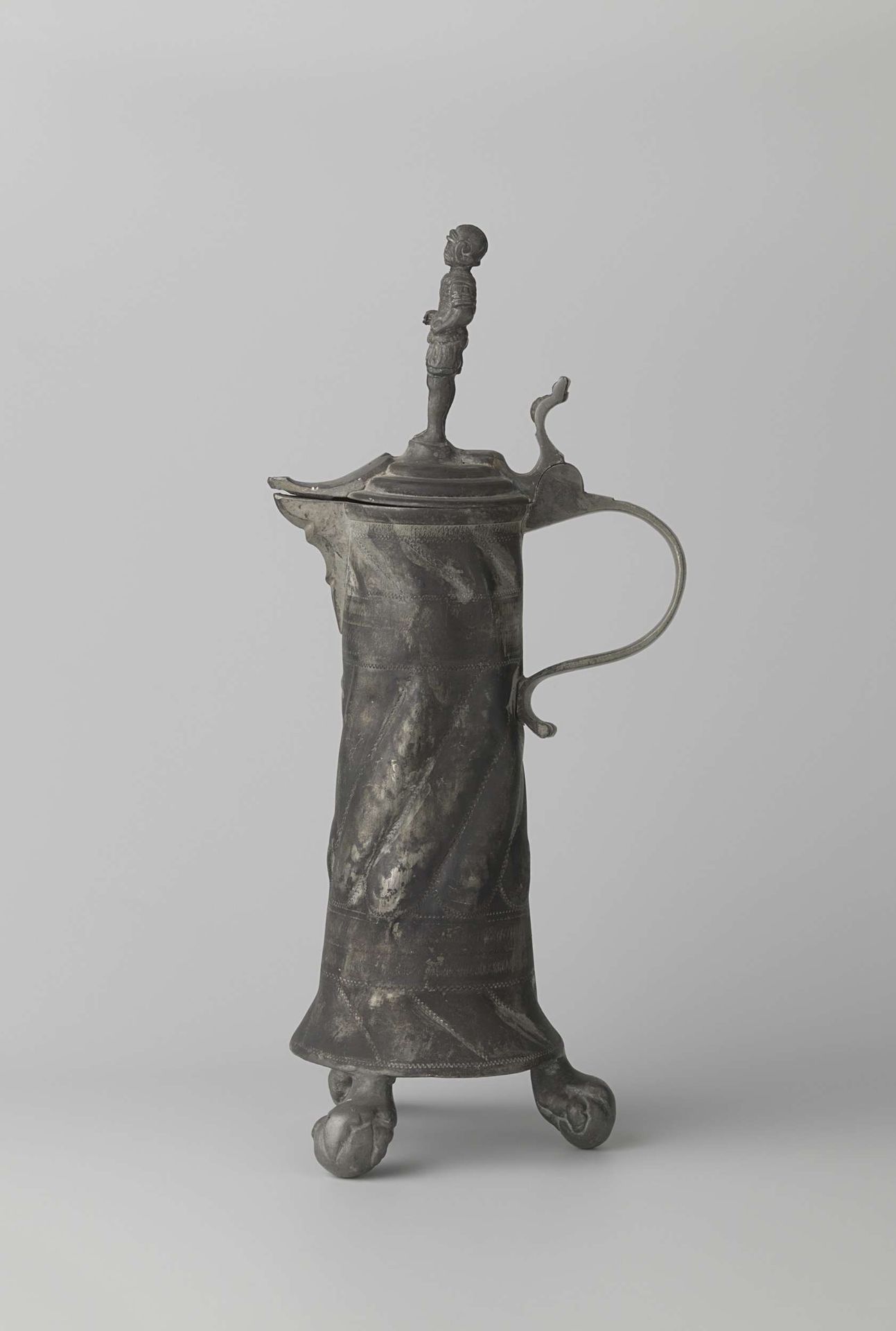 Kan van tin met spiraalvormige zwellingen by Johann Peter Lanius