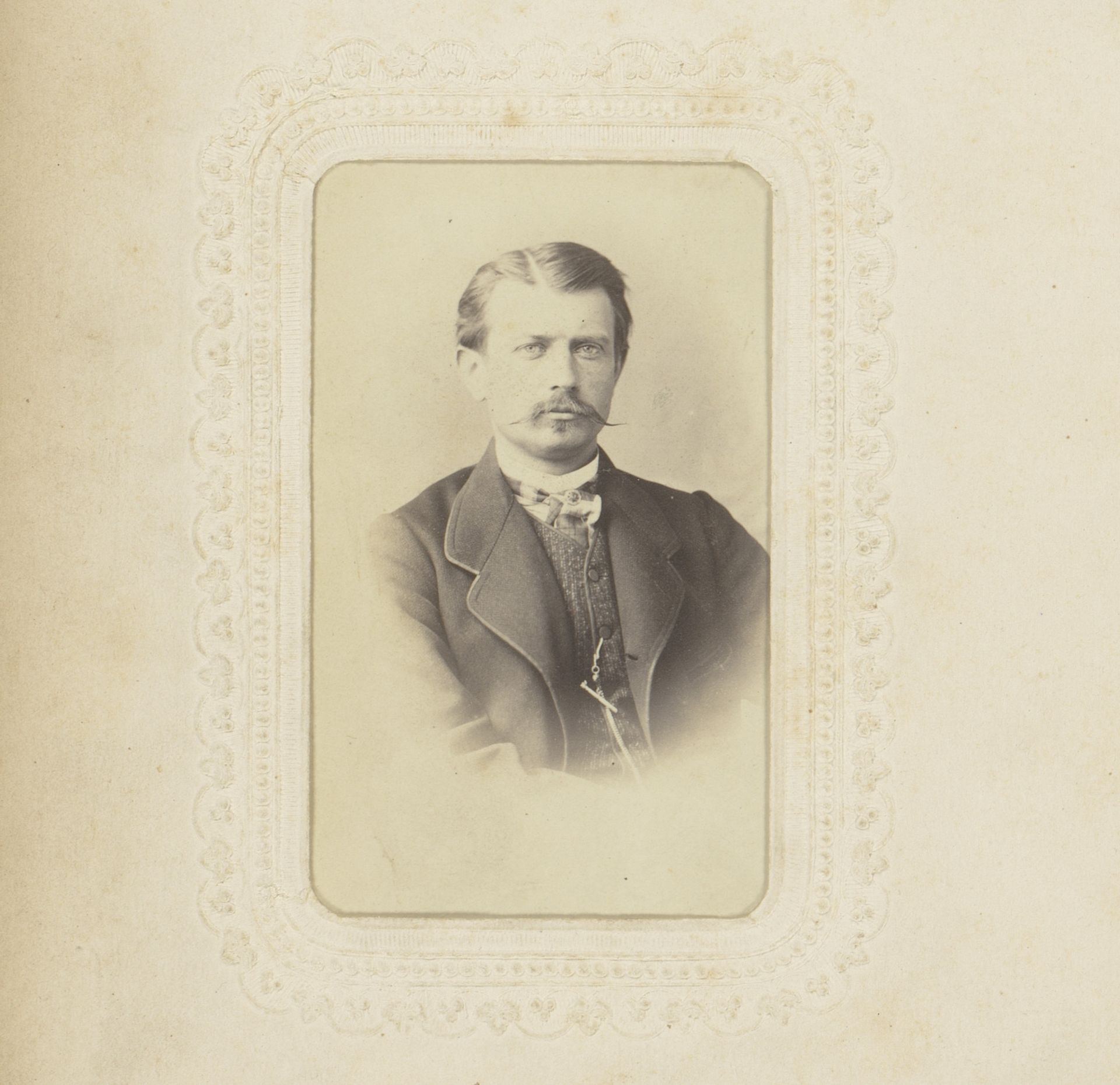 Portret van een man met snor by Pierre-Nicolas Blankenstein