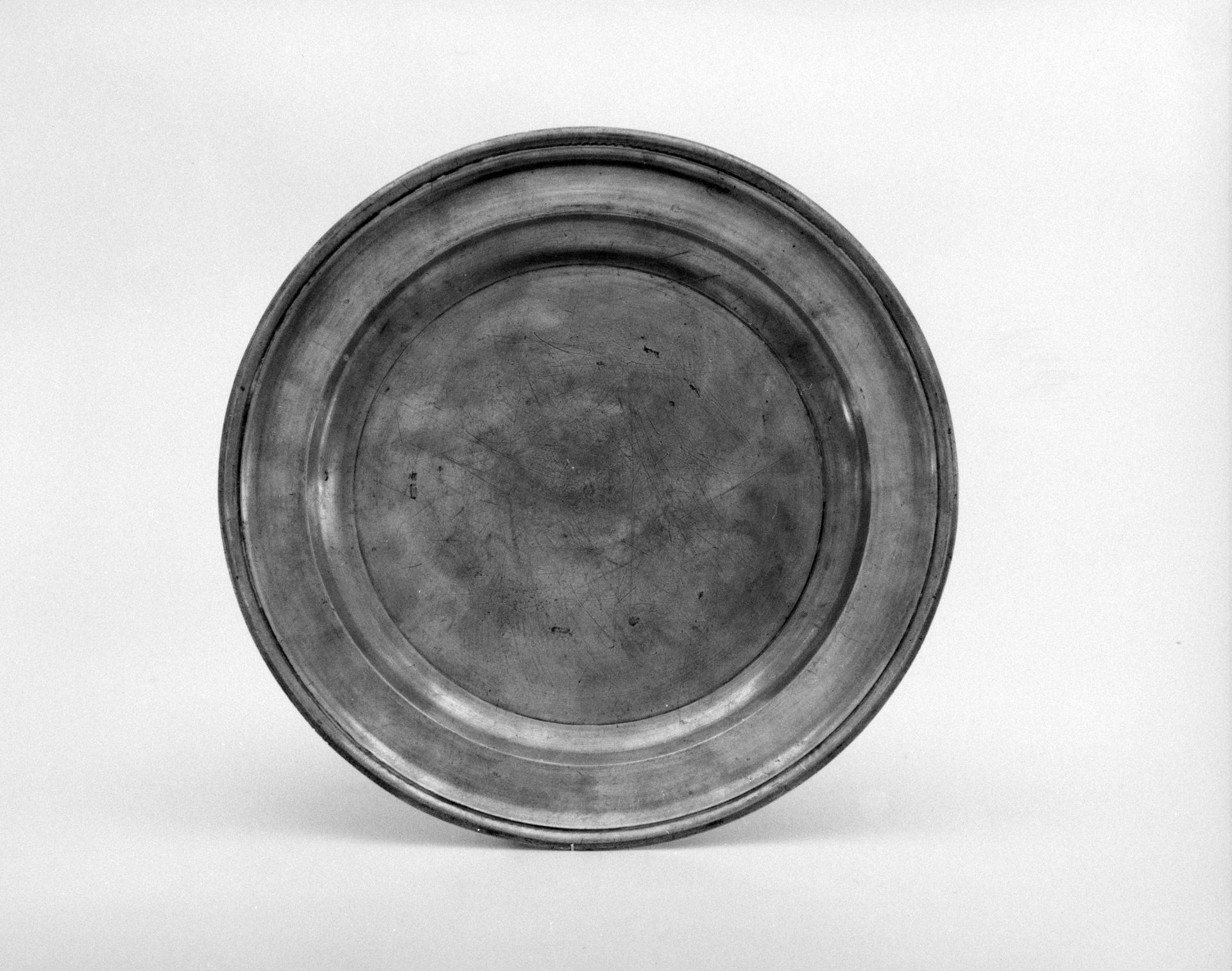 Plate by Gershom Jones