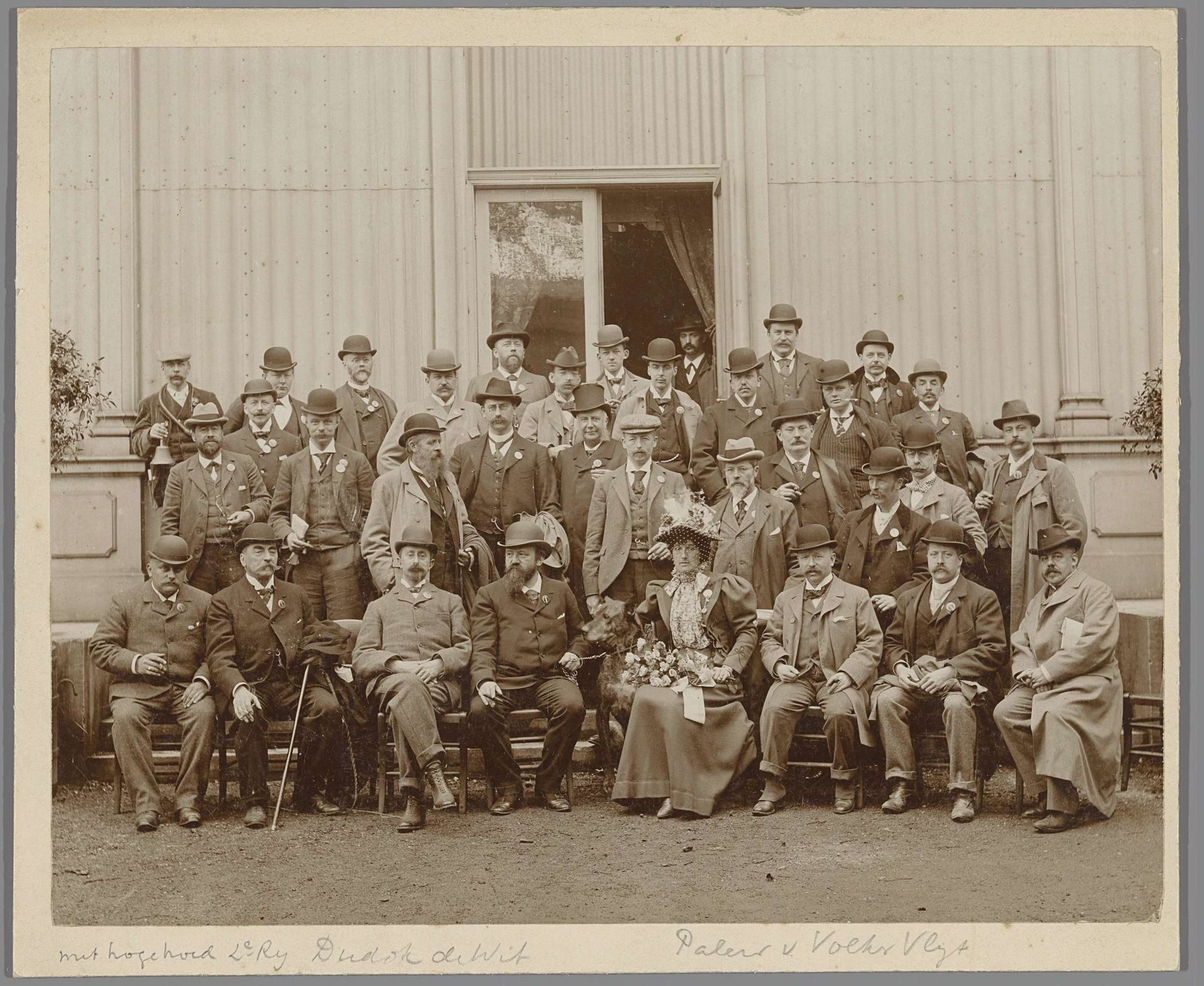 Visser bij een rivier in Engeland by London Stereoscopic Company
