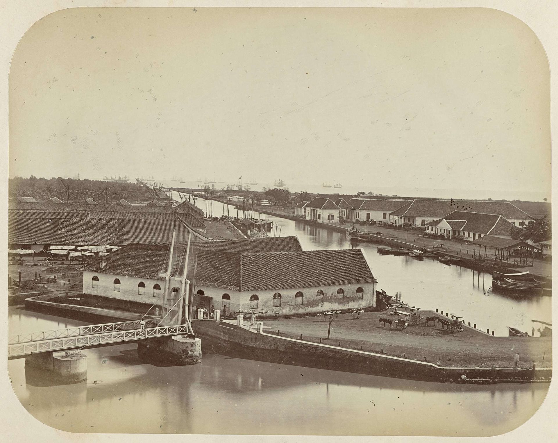 Havenkanaal en de Boom te Batavia by Woodbury & Page