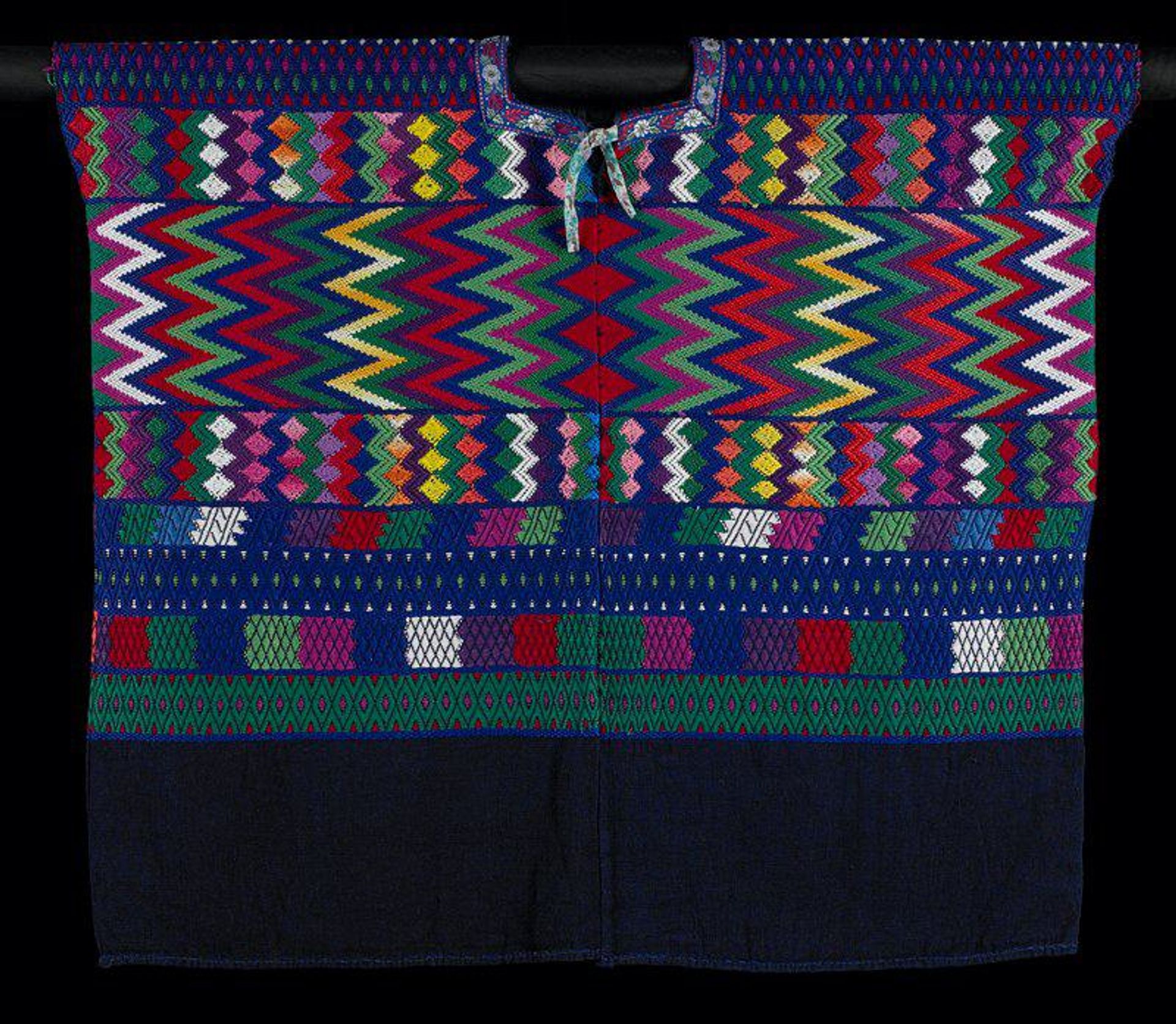 Everyday blouse (Huipil) by Christina Matzar