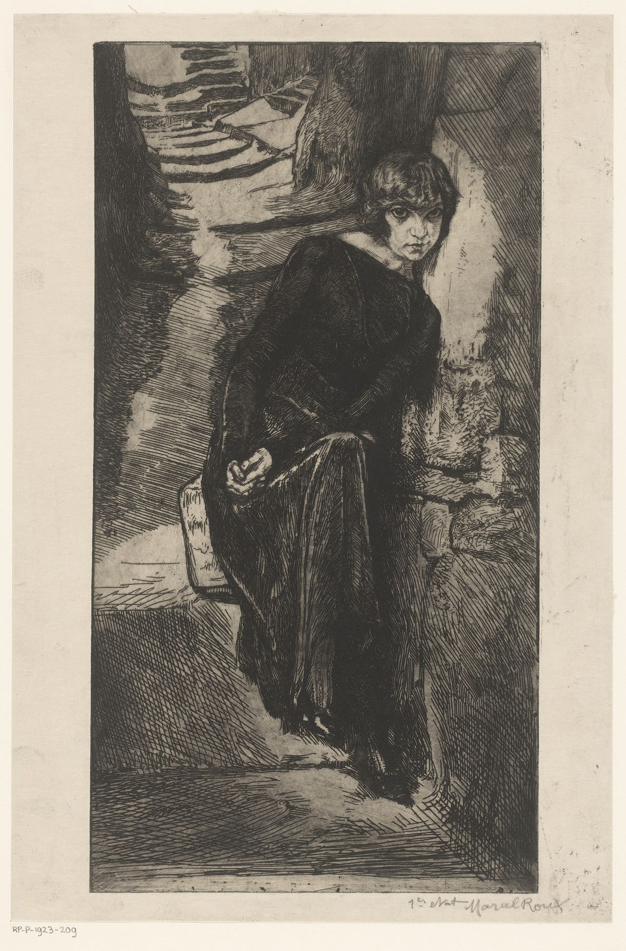In het zwart geklede vrouw, leunend tegen muur by Marcel Roux