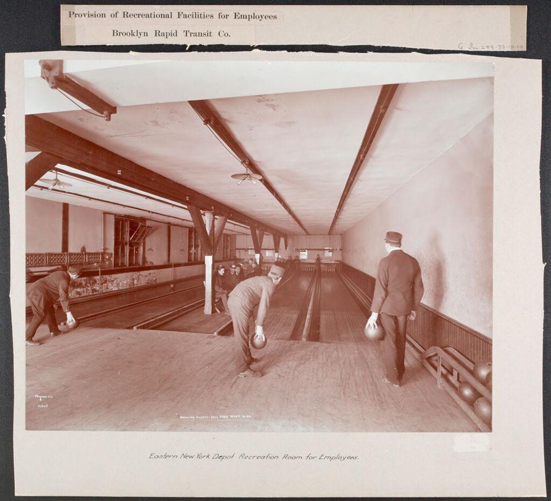 Industrial Problems, Welfare Work: United States. New York. Brooklyn: Rapid Transit Company: Provision of Recreational Facilities for Employees. Brooklyn Rapid Transit Co.: Eastern New York Depot Recreation Room for Employees. by Byron Company