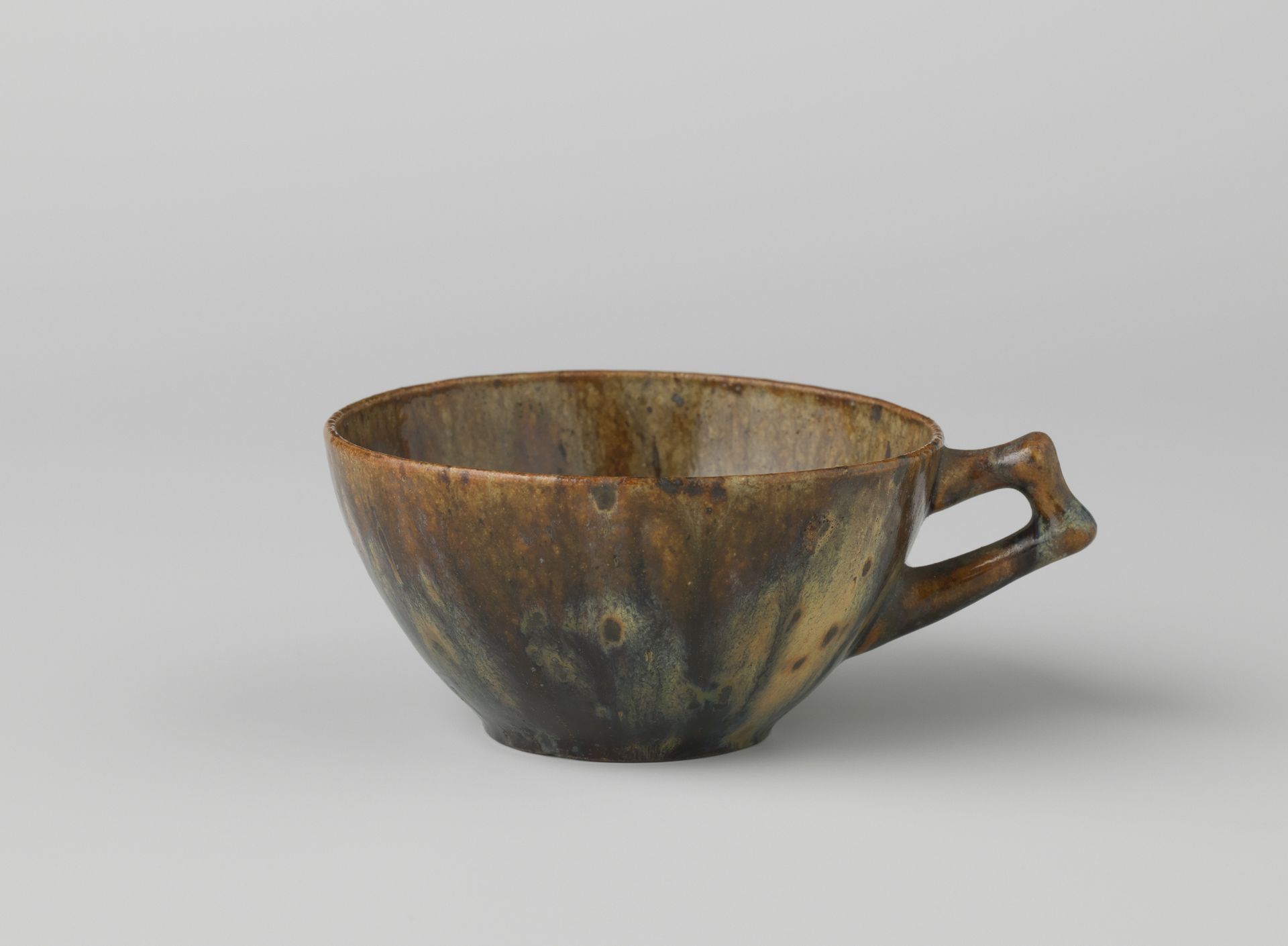 Set of Two Cups and Saucers by Pierre-Adrien Dalpayrat