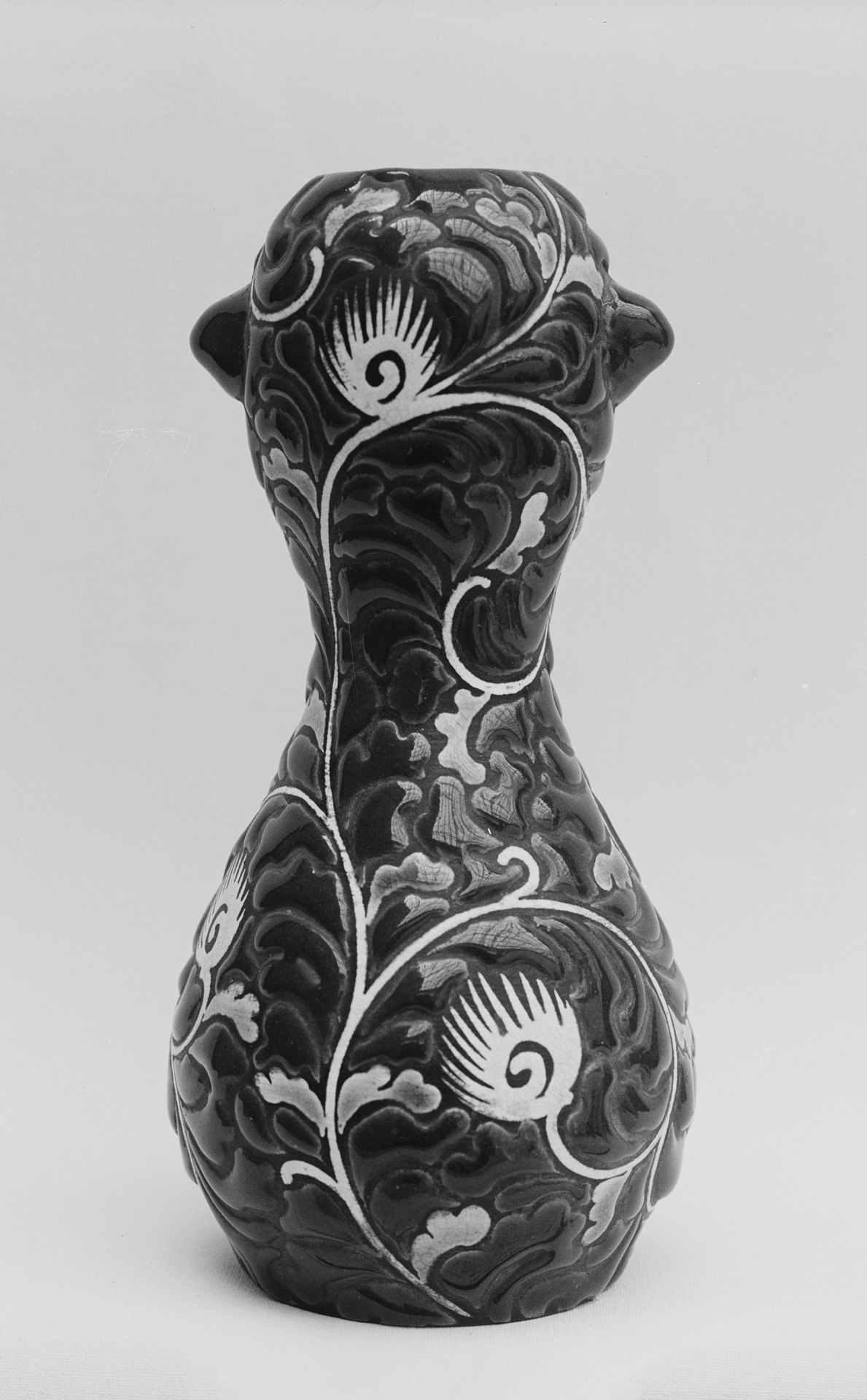 Vase by Rakutozan