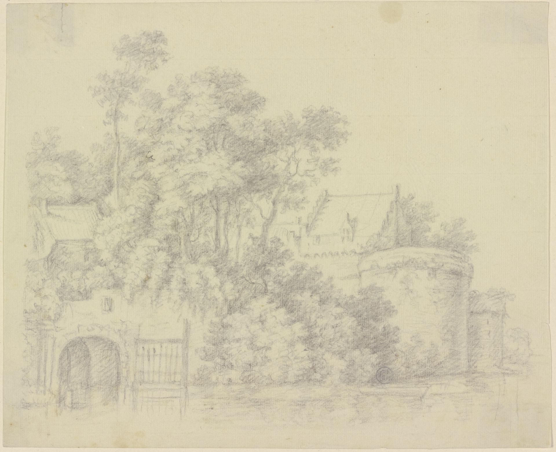Schloßartiges Gebäude mit zwei niedrigen Rundtürmen am Wasser unter einer großen Baumgruppe by Friedrich Wilhelm Hirt
