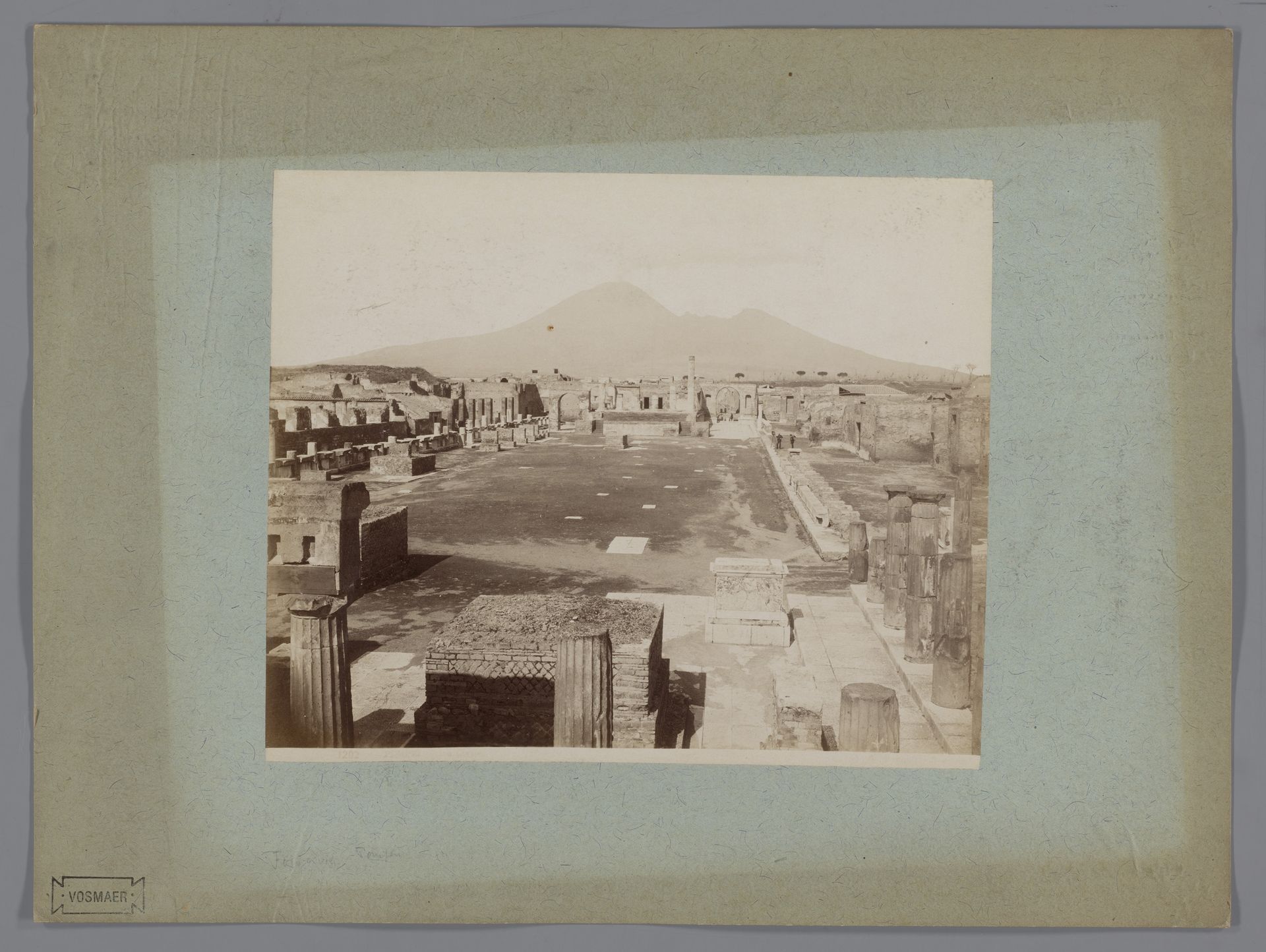 Gezicht op het Forum te Pompeï by Giorgio Sommer