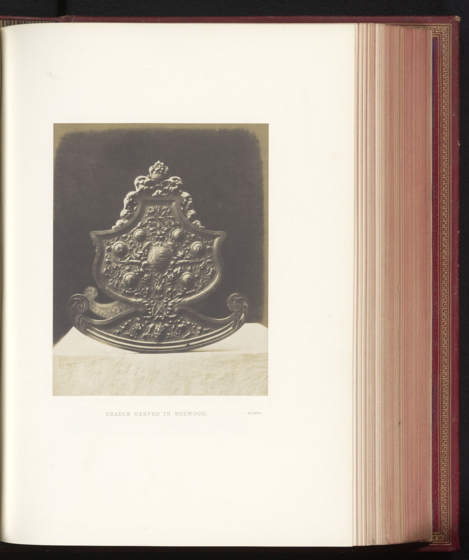Houten wieg van William Gibbs Rogers tentoongesteld op de Great Exhibition of the Works of Industry of All Nations van 1851 in Londen by C.M. Ferrier & F. von Martens
