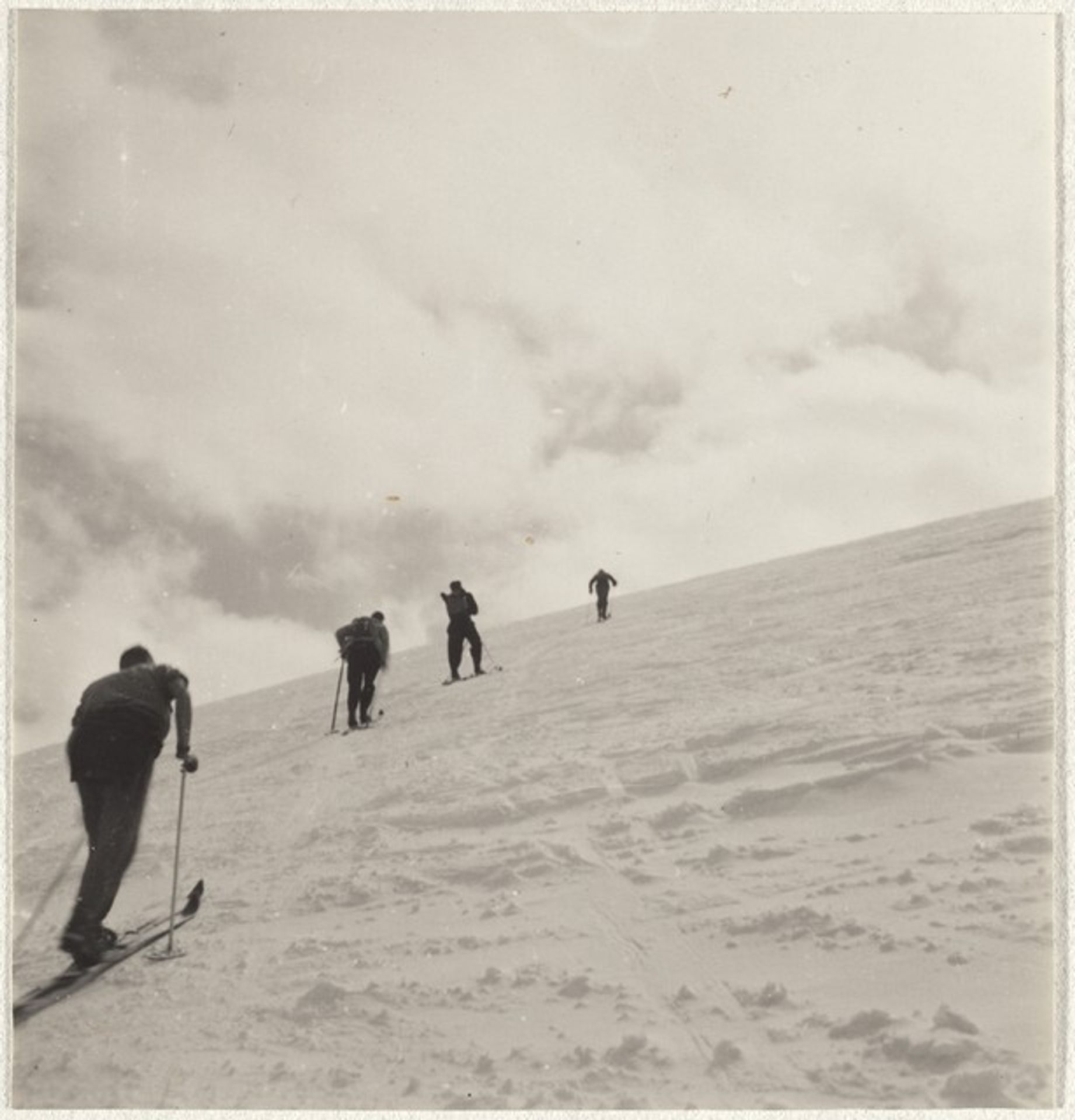 Cross-country skiers--Sports by Robert Frank