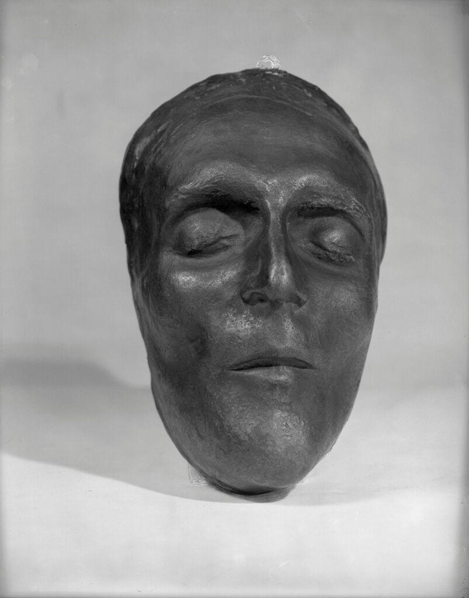 Death Mask of Amedeo Modigliani (1884-1920) - Amedeo Modigliani ...