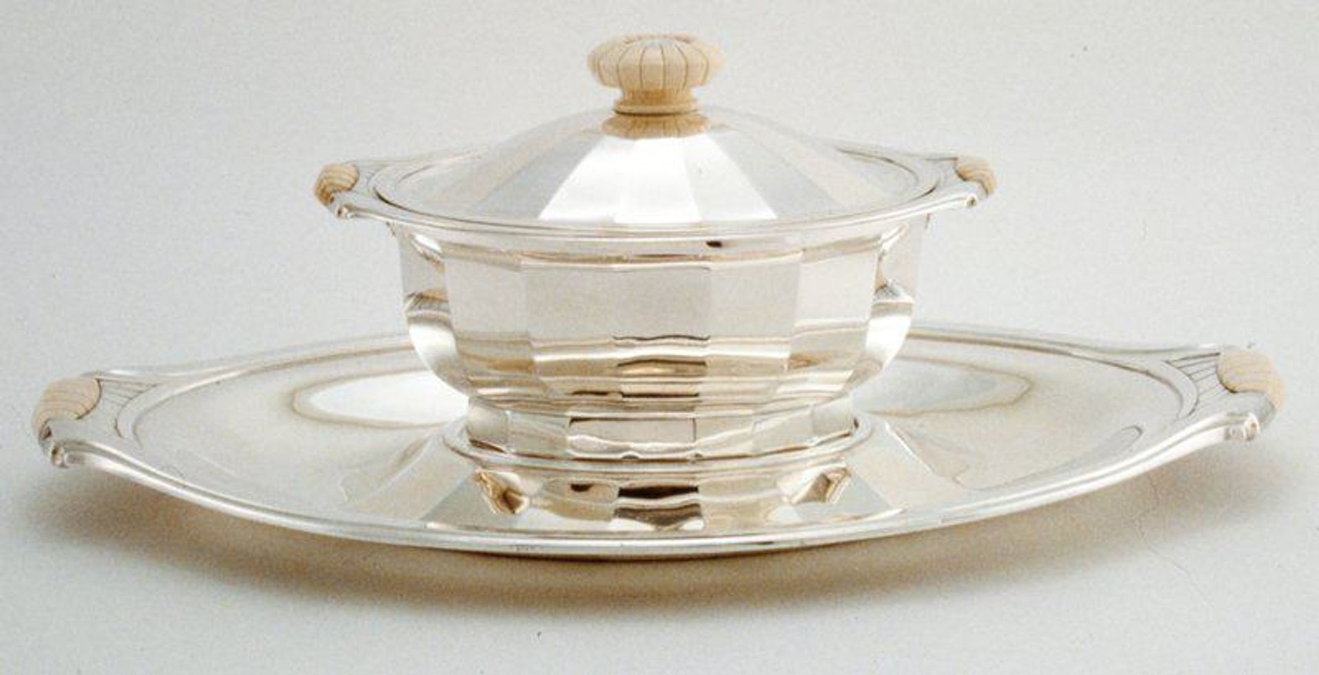 Légumiere (covered vegetable dish with presentation underplate) by Attributed to Valéry Bizouard