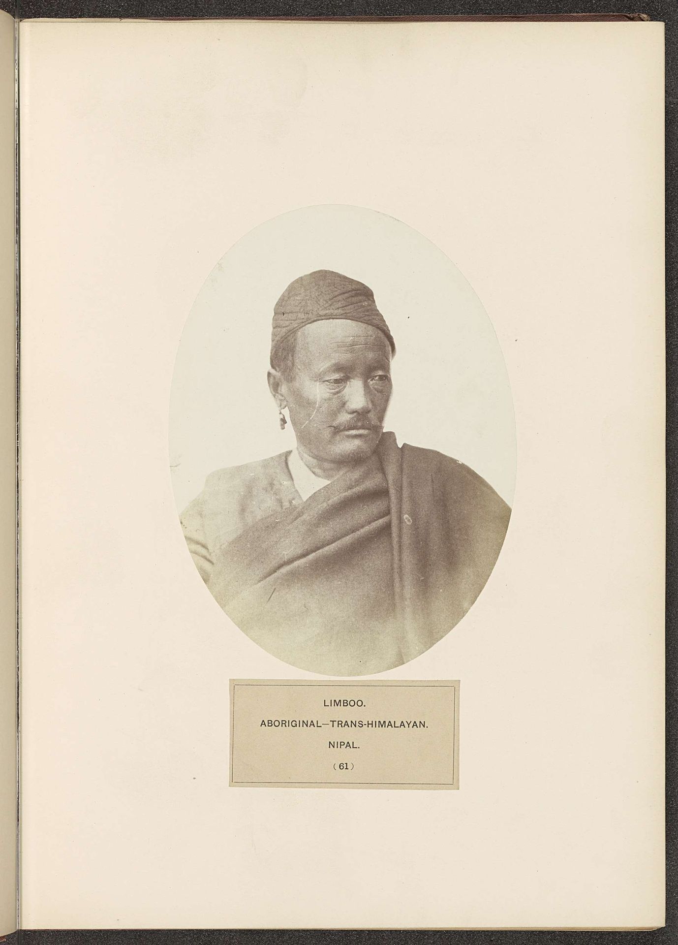 Portret van een Limbu man uit Nepal by Benjamin Simpson