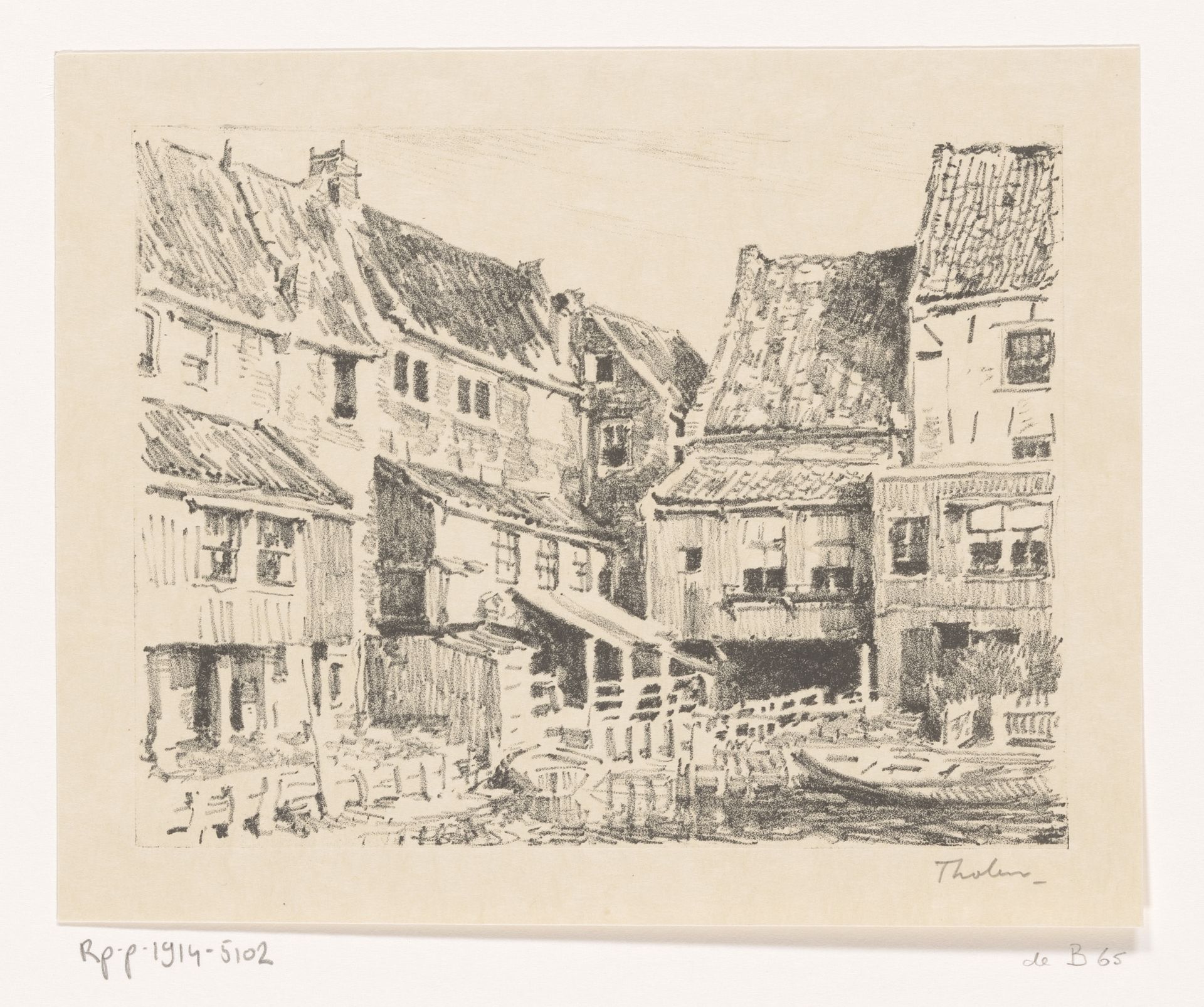Achterkant van oude huizen, te Enkhuizen by Willem Bastiaan Tholen
