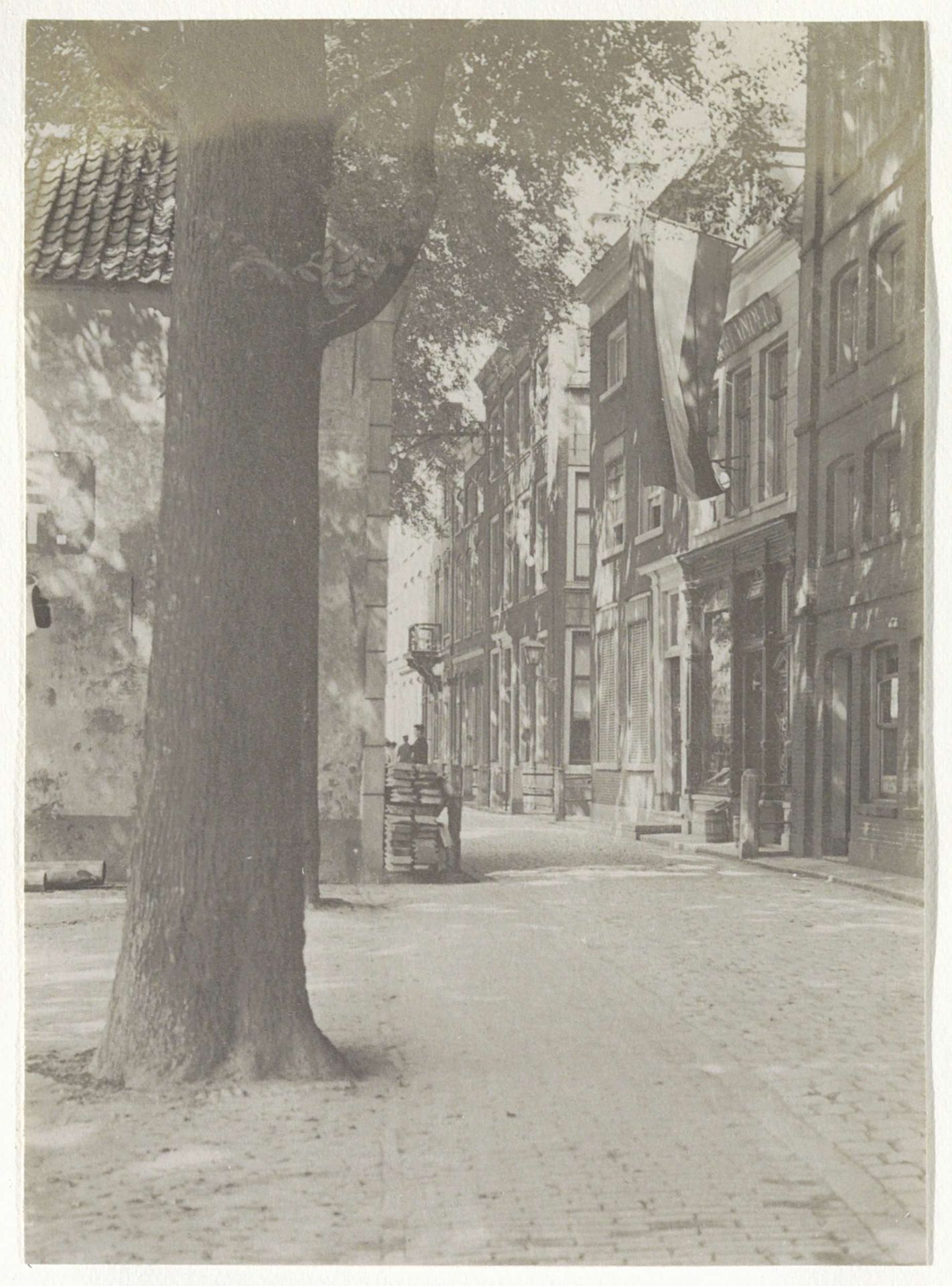 Gezicht op de Appeldijk te Gorinchem by G. Hidderley