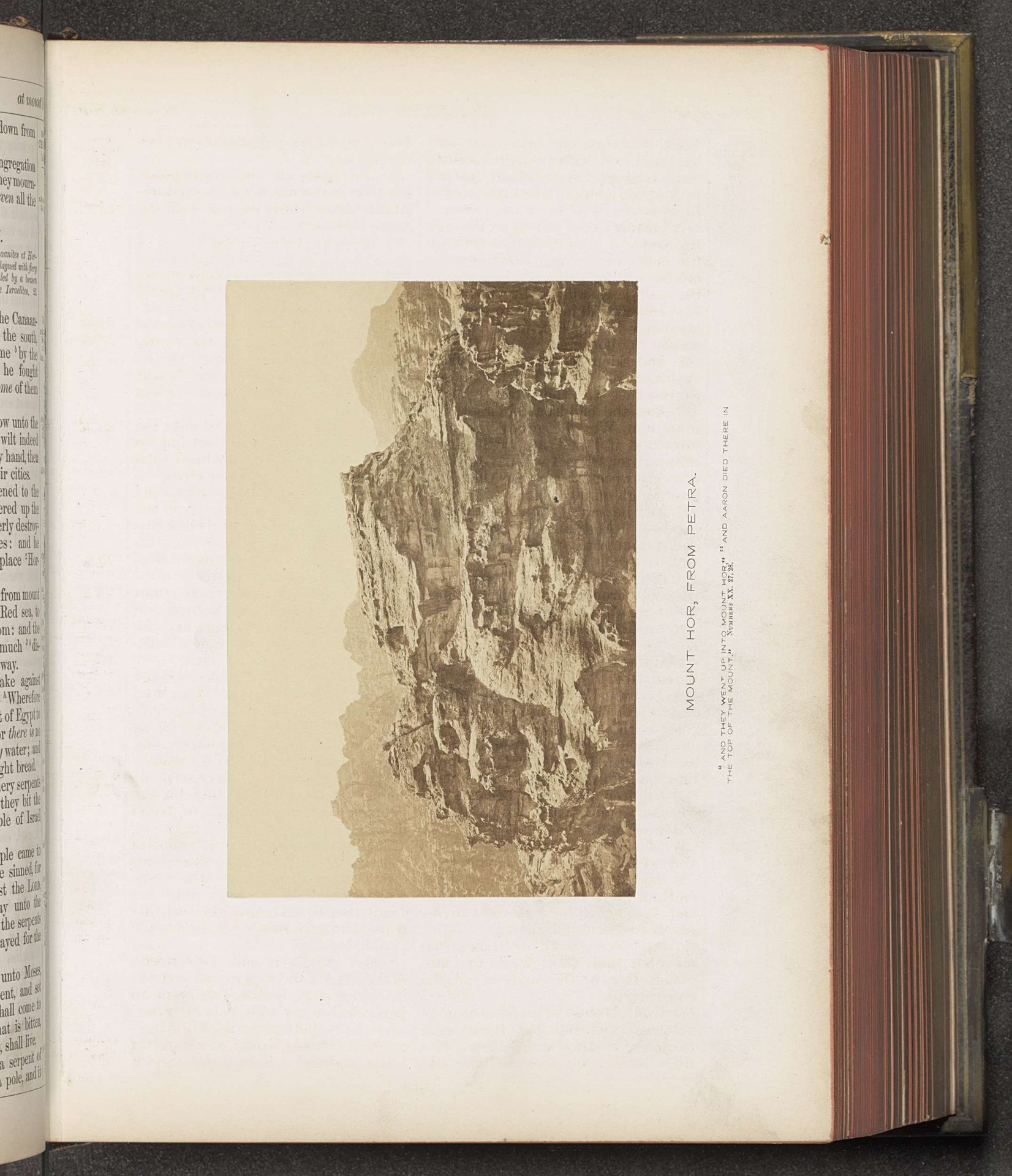 Gezicht op een berg, aangeduid met Hor by Francis Frith