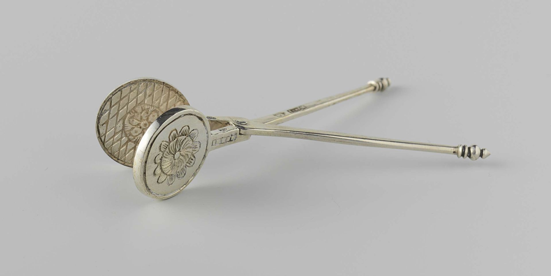 Wafelijzer by Arnoldus van Geffen