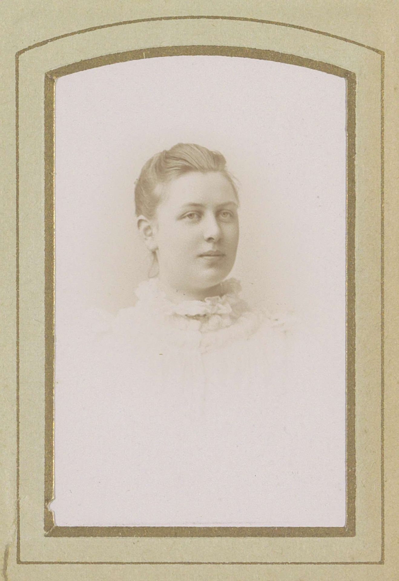 Portret van Heleen Waller by Koene & Büttinghausen