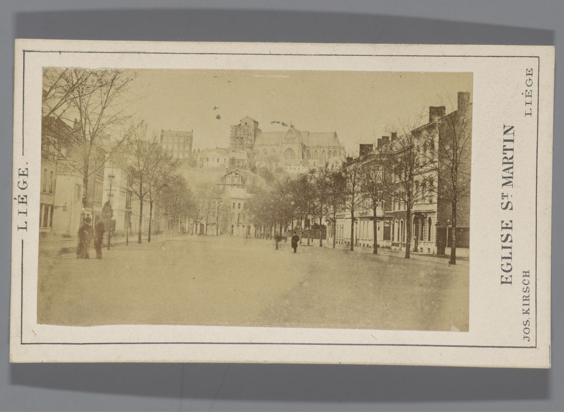 Gezicht op de Boulevard de la Sauvenière en de Sint-Martinusbasiliek, Luik by Joseph Kirsch
