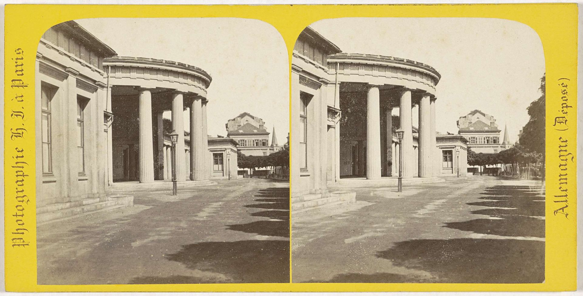 Elisenbrunnen in Aken, Duitsland by Hippolyte Jouvin