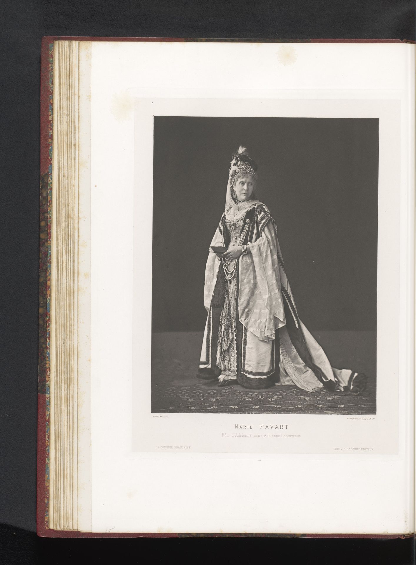 Portret van Marie Favart in de rol van Adrienne in Andrienne Lecouvreur by Anonymous