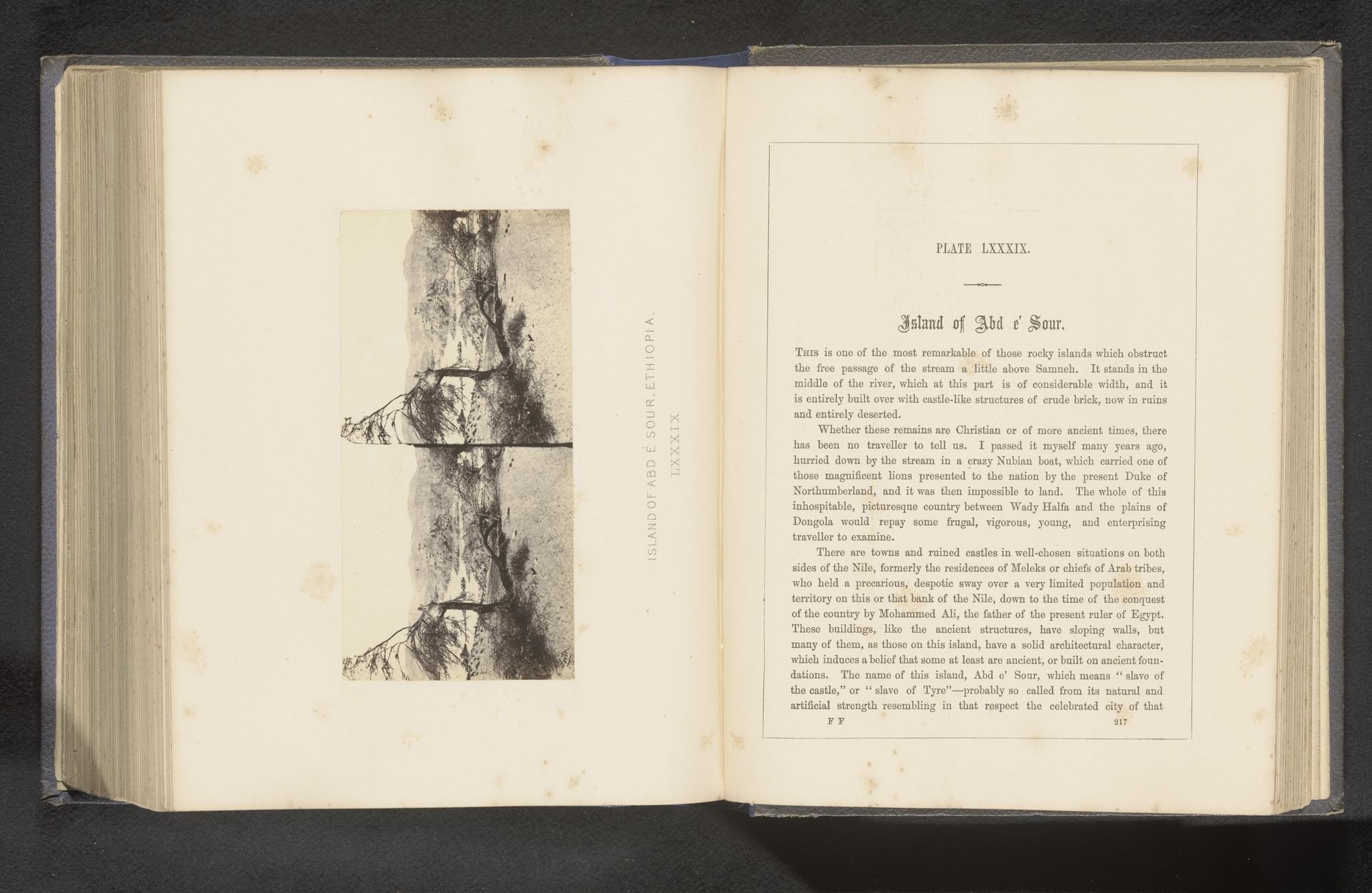 Gezicht op Abd é Sour by Francis Frith