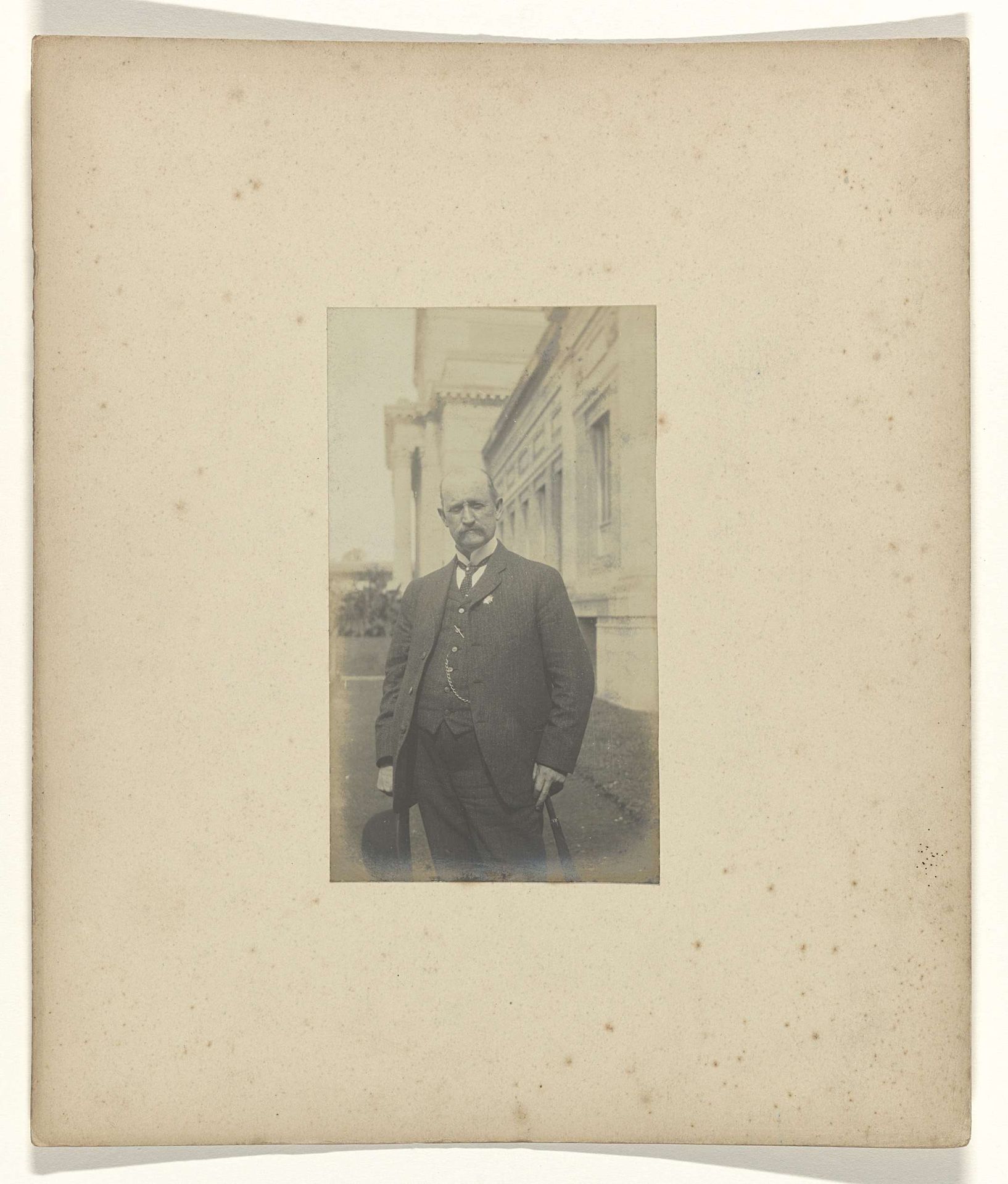 Portret van William Home, jurylid op de wereldtentoonstelling in St. Louis (Louisiana Purchase Exposition), 1904 by Jan Schüller
