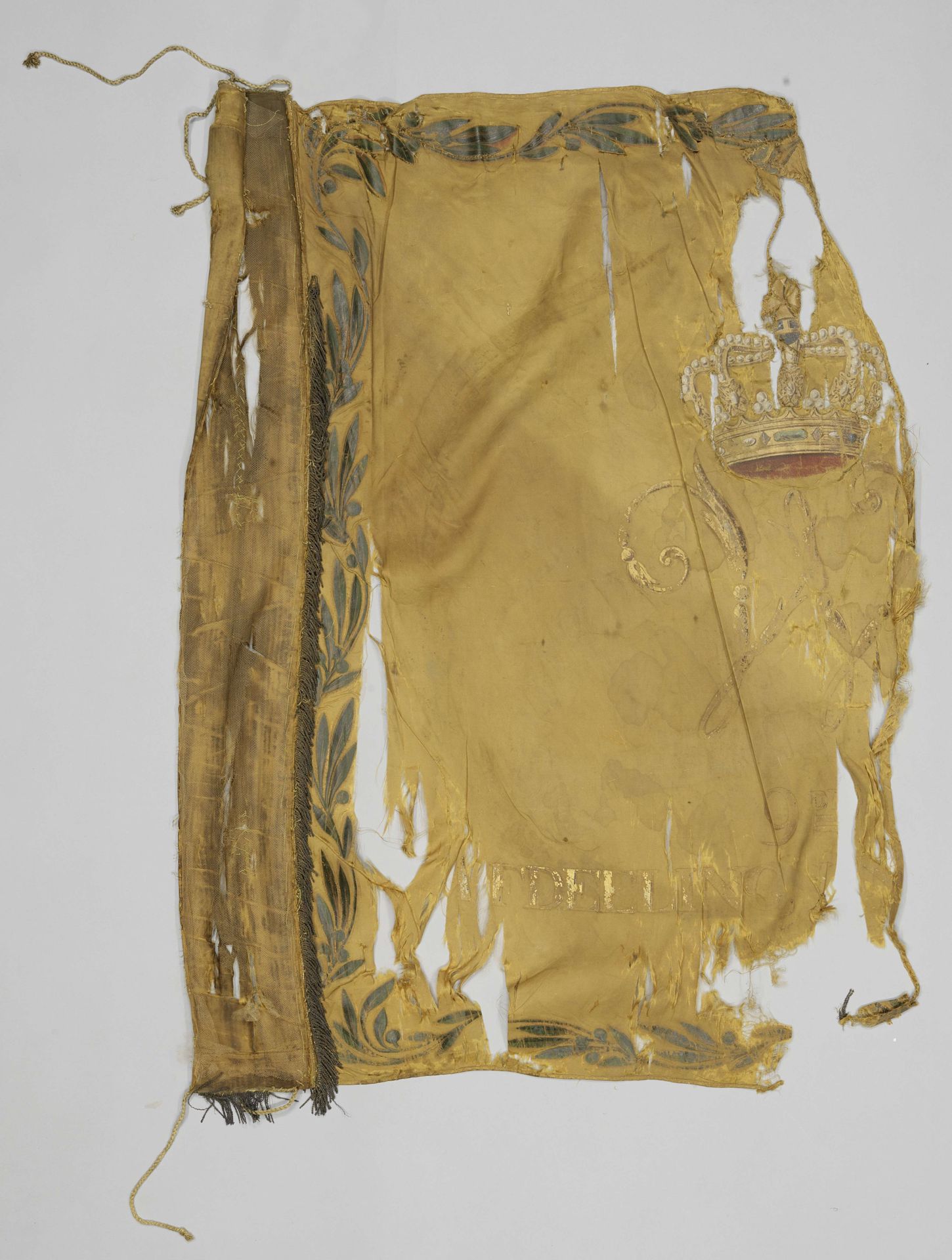 Fragment van  vaandel van de negende afdeling infanterie by Jan Willem Pieneman