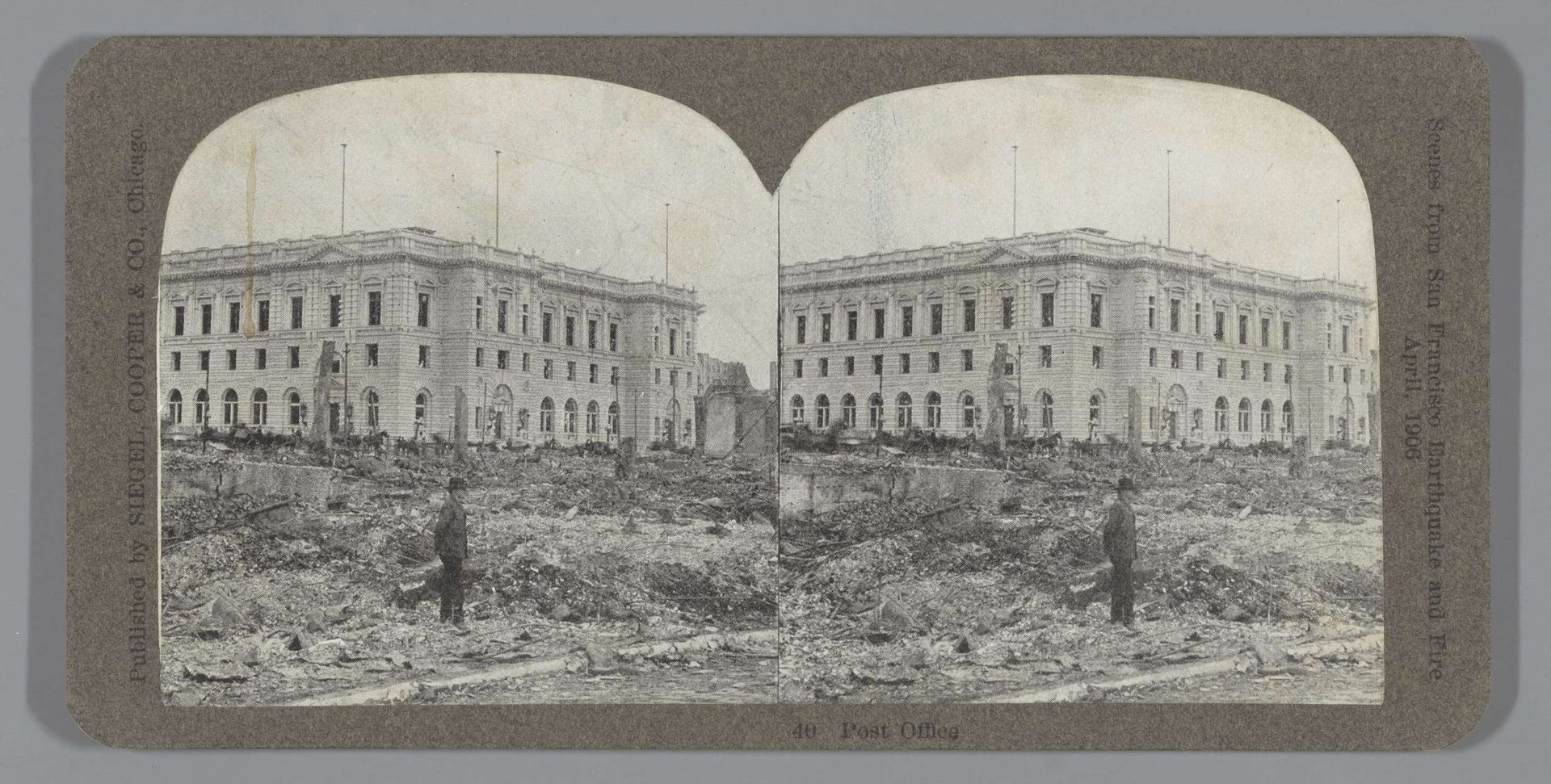 Postkantoor te midden van verwoestingen na de aardbeving in San Francisco by Tom M. Phillips