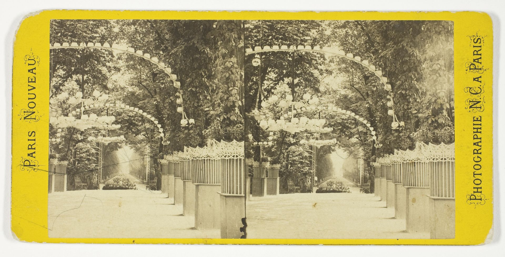 Paris Nouveau by Anonymous
