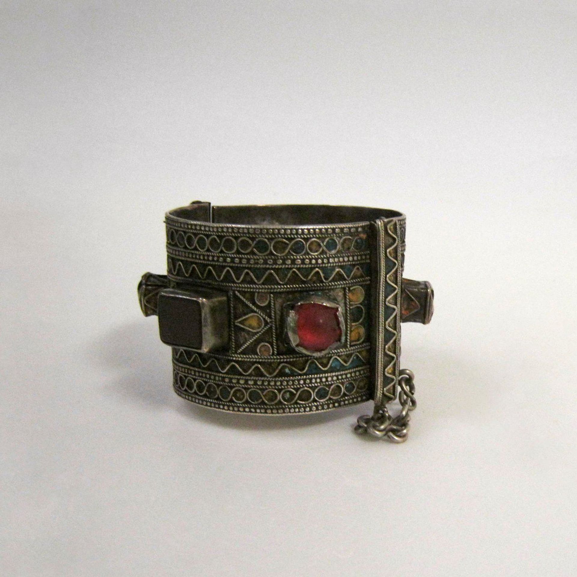 Bracelet (tanbelt) by Ait Ouaouzguite Amazigh (Berber)