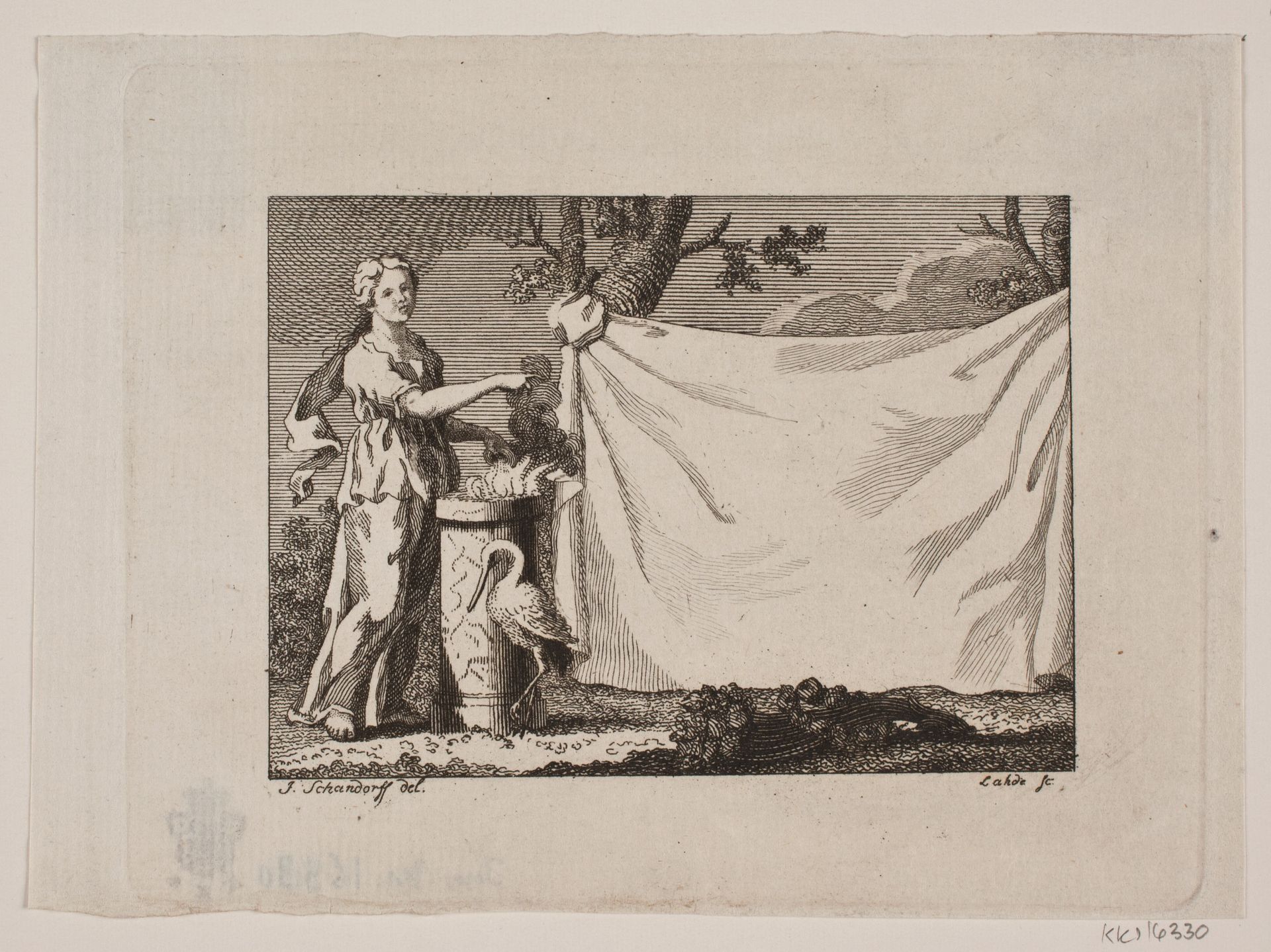 Kvinde foran et ophængt klæde by Gerhard Ludvig Lahde