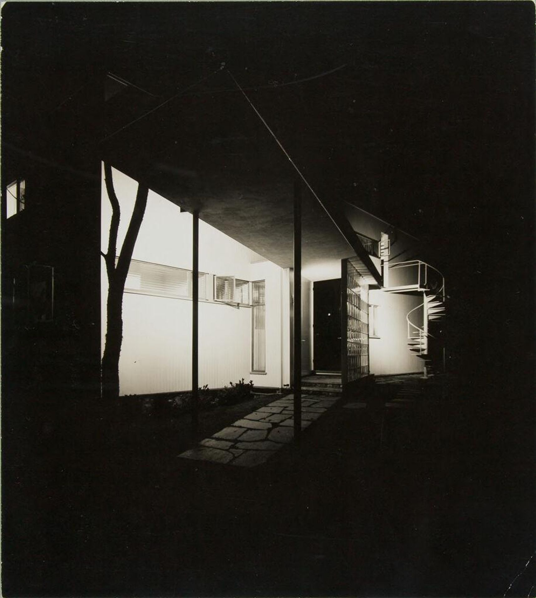 Gropius Residence, Lincoln, Massachusetts, 1938 by Paul Davis