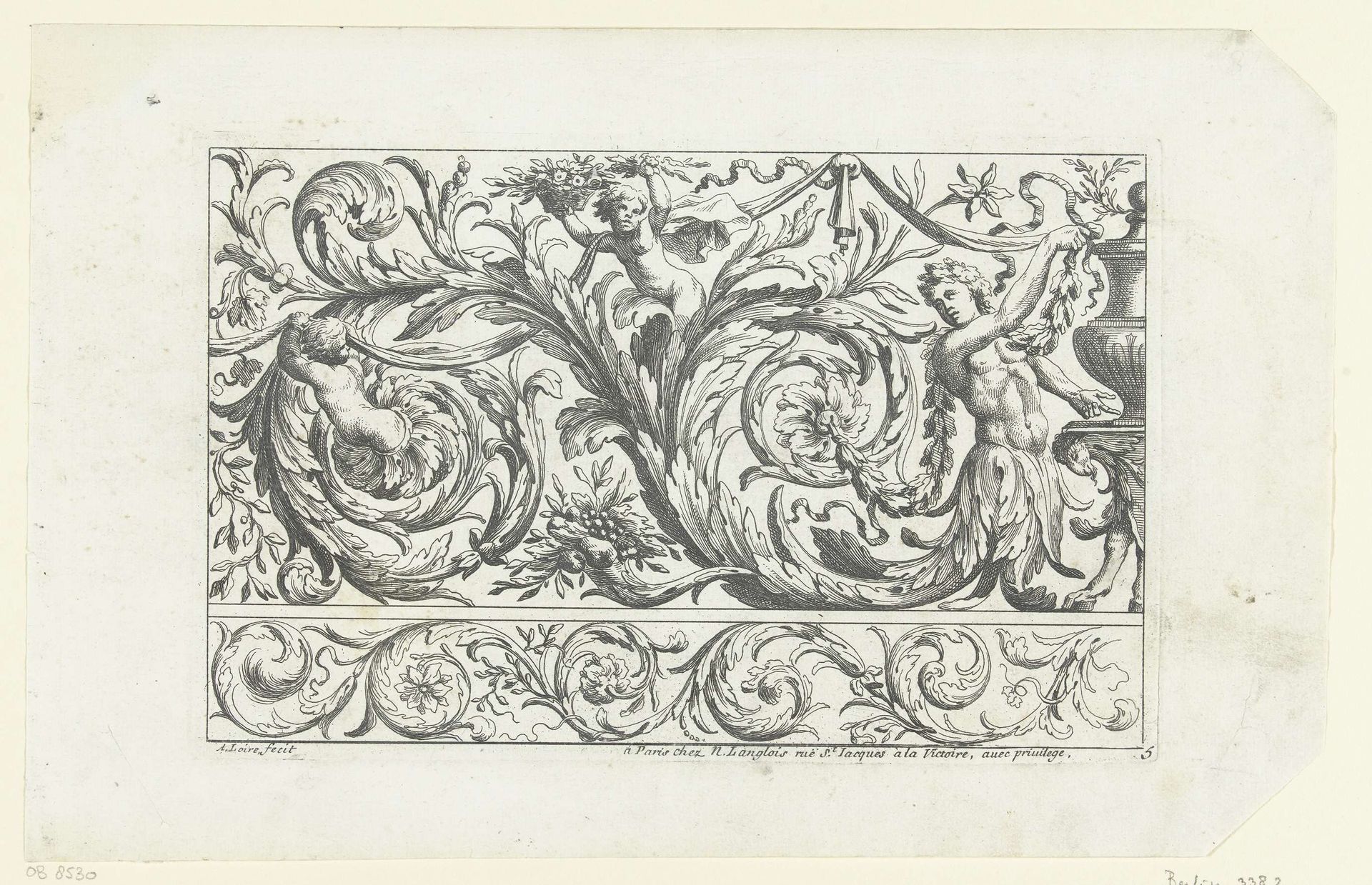 Jongeman en twee putti tussen bladranken by Alexis Loir