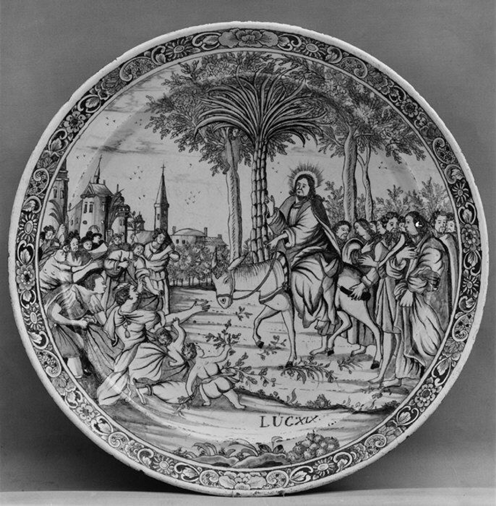 Plate by Anthoni Pennis