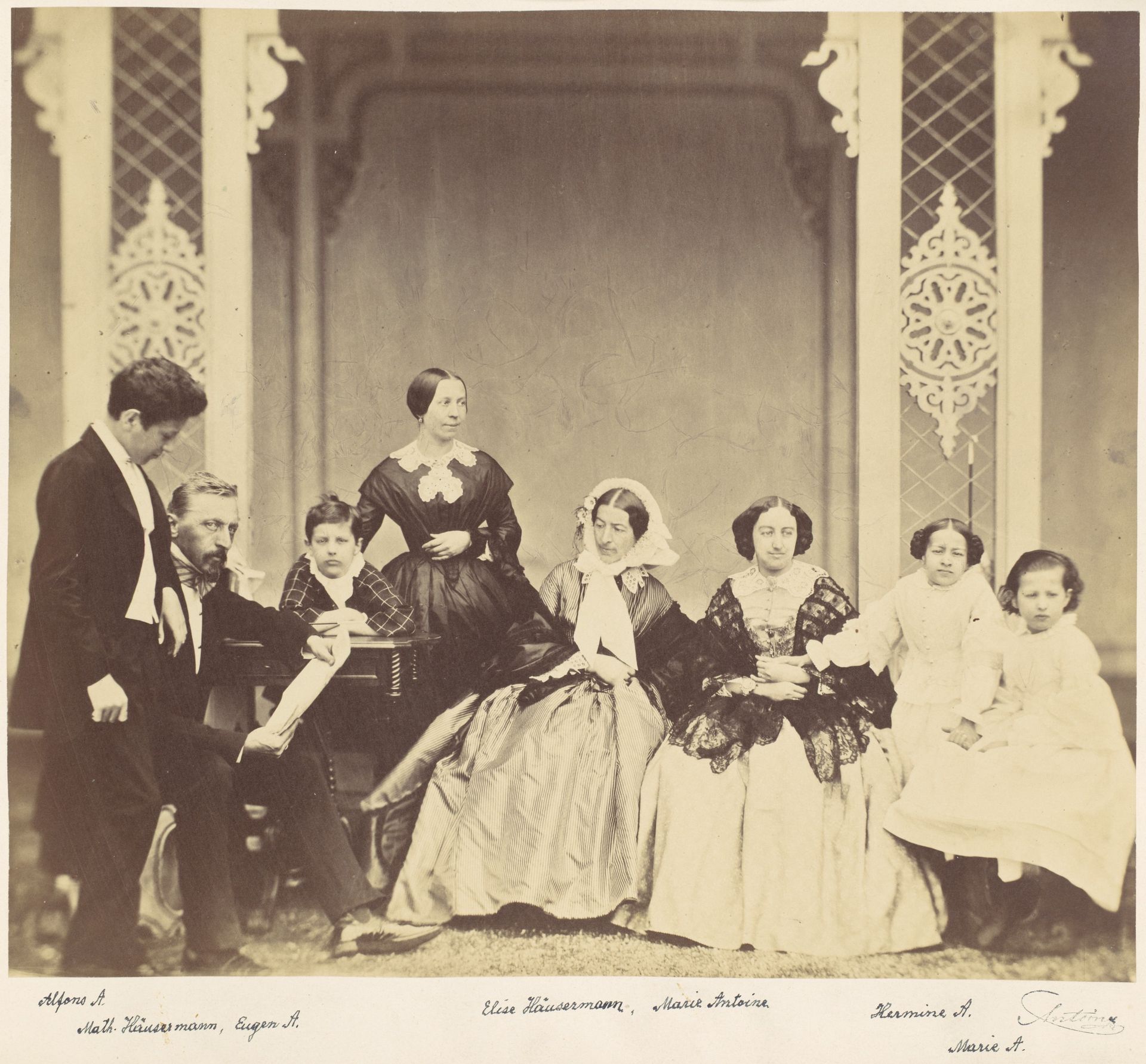 [Group portrait of the Antoine and Häusermann Families] by Franz Antoine