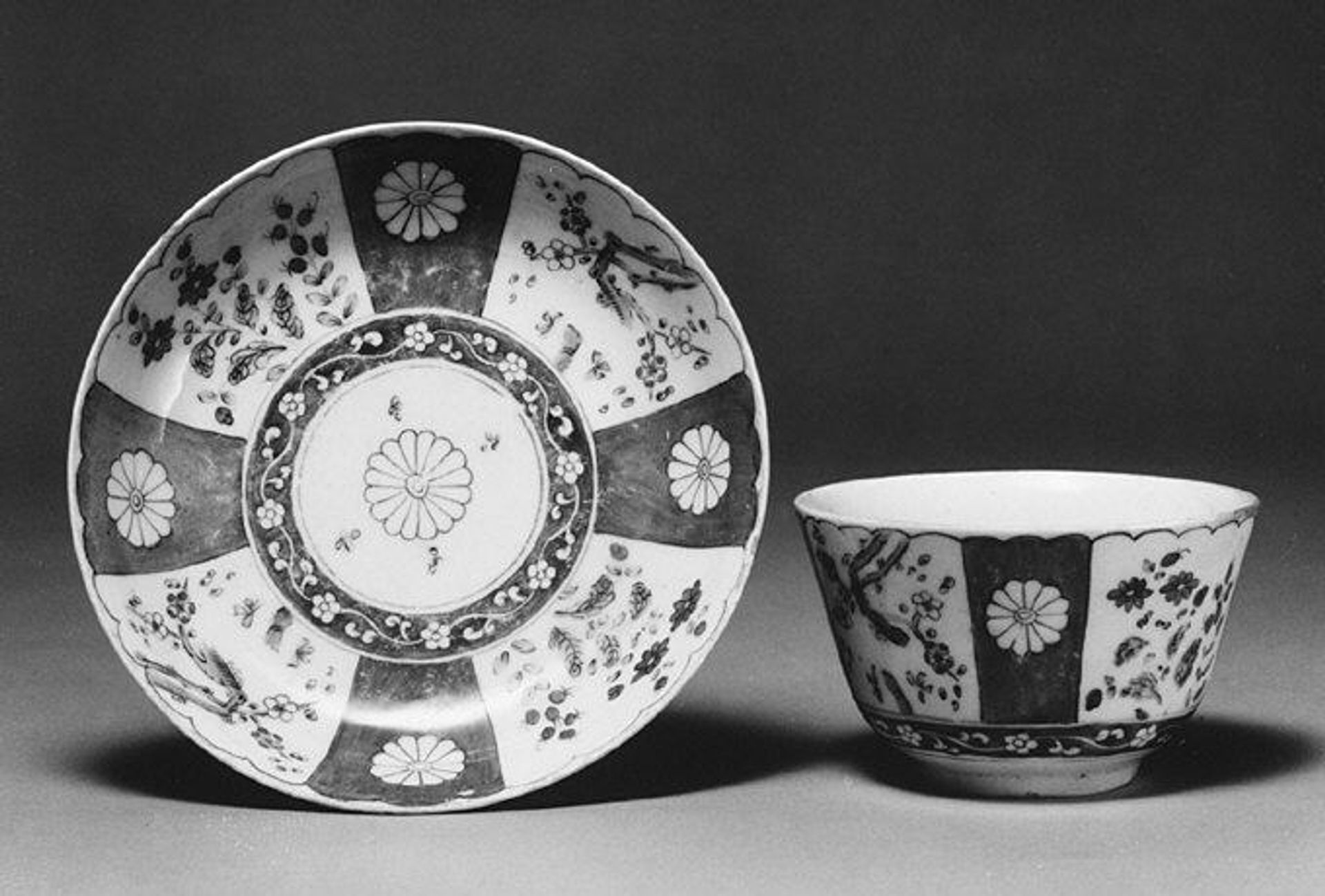 Teabowl and saucer by West Pans
