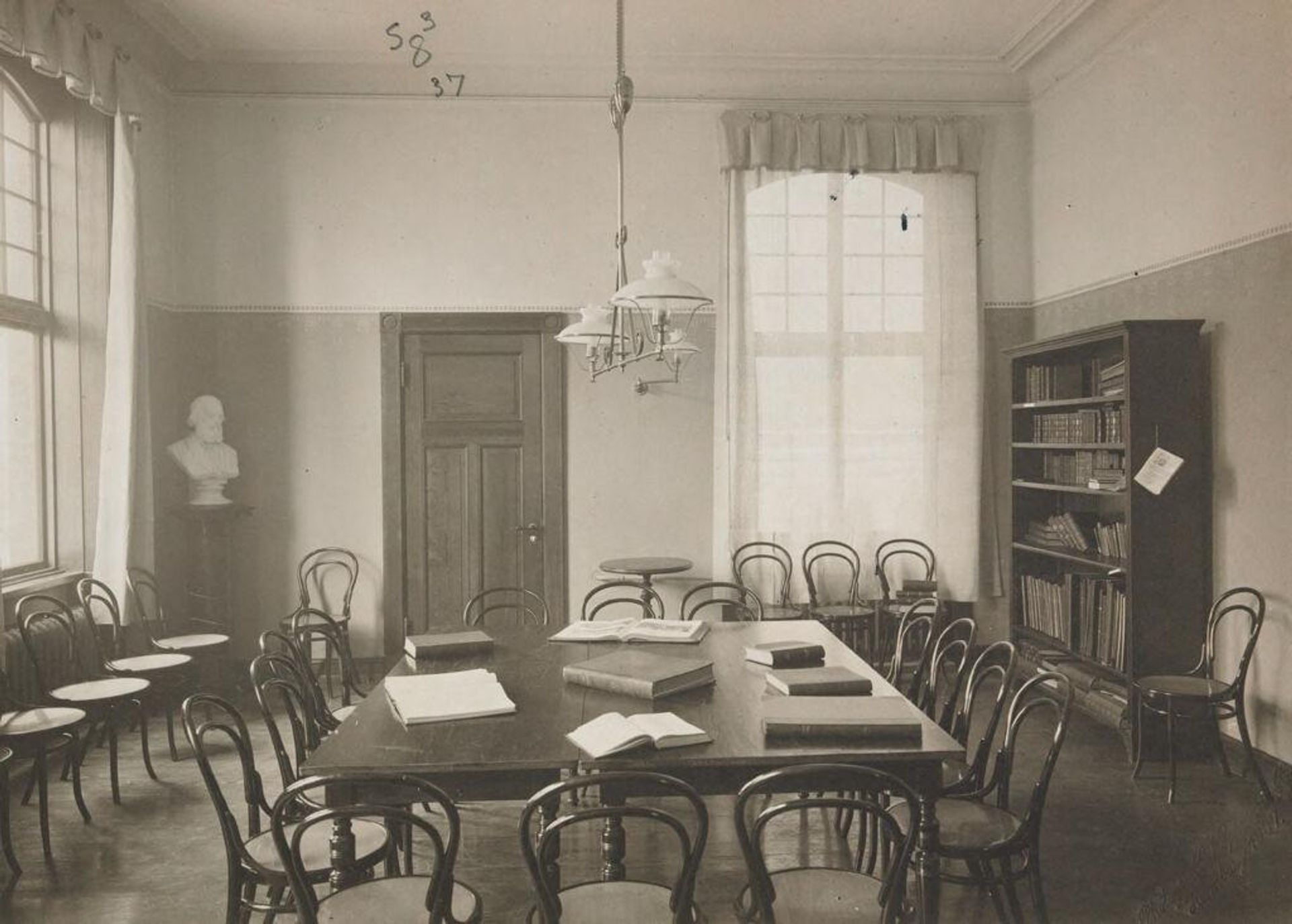 Social Settlements: Germany. Hamburg. Volksheim: Volksheim, Hamburg, Germany.: Club Room. by G. Koppmann & Co.