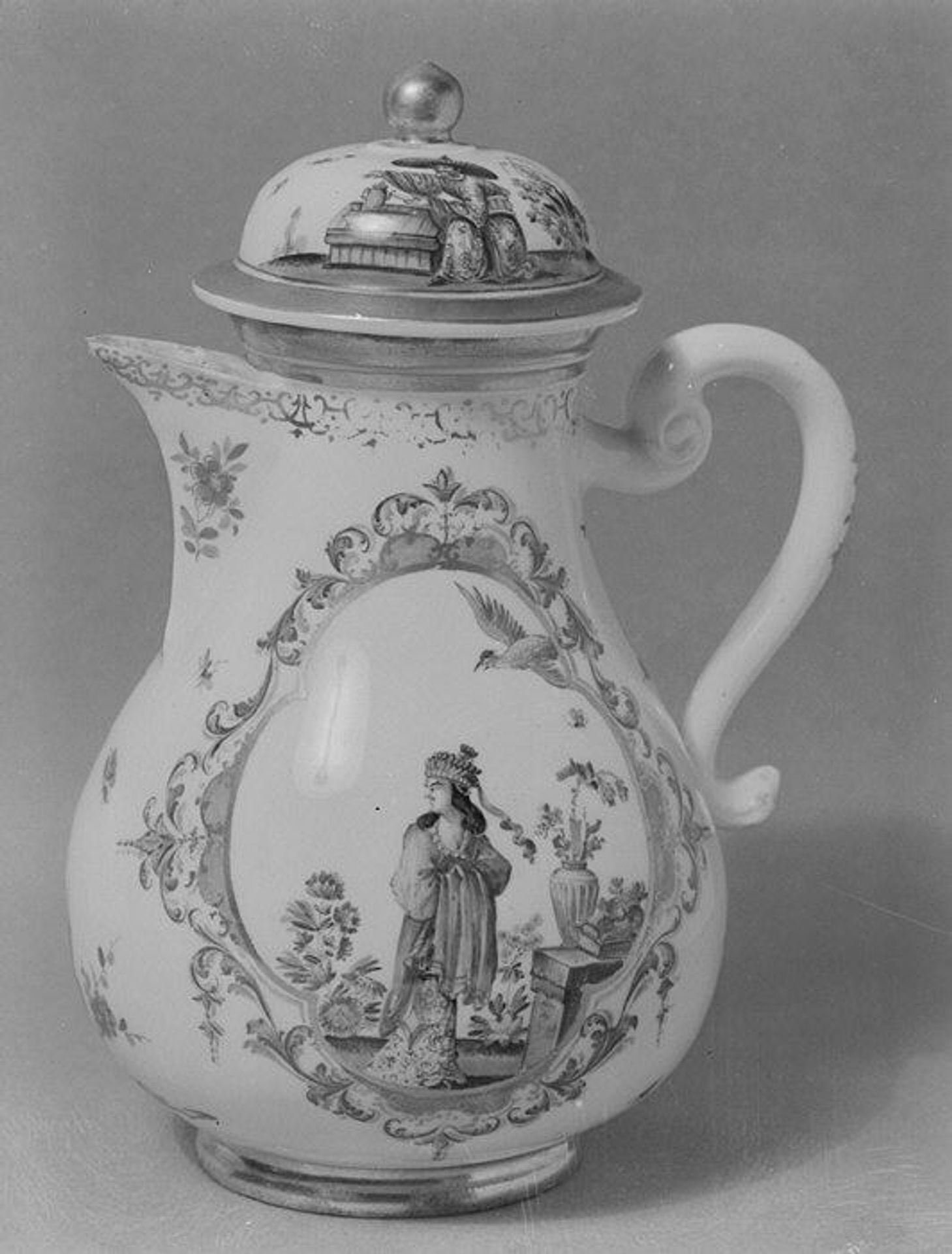 Coffeepot by Meissen Manufactory