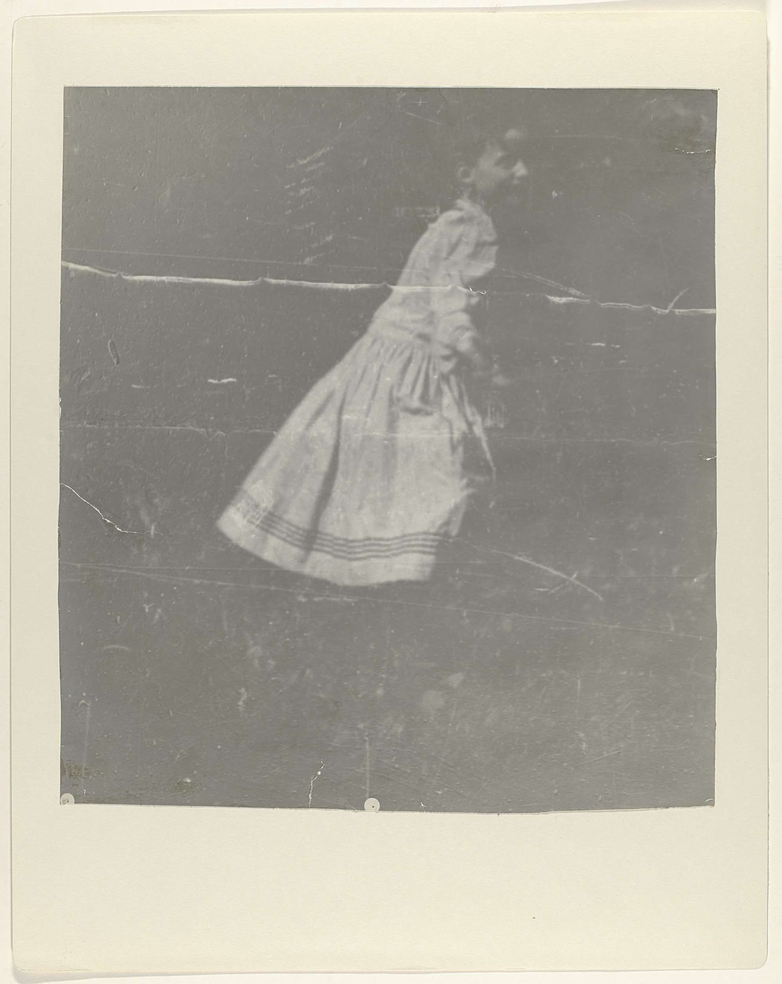 Meisje in tuin by George Hendrik Breitner