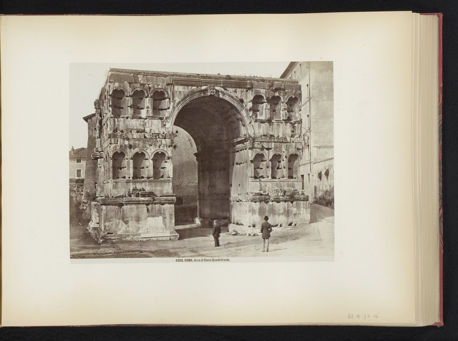 Boog van Janus te Rome, Italië by Giacomo Brogi
