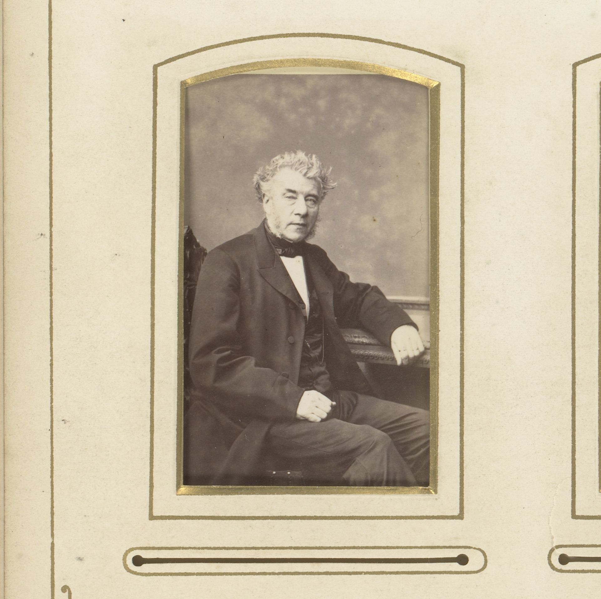 Portret van een man, zittend aan een tafel by Carel Eduard Westerborg