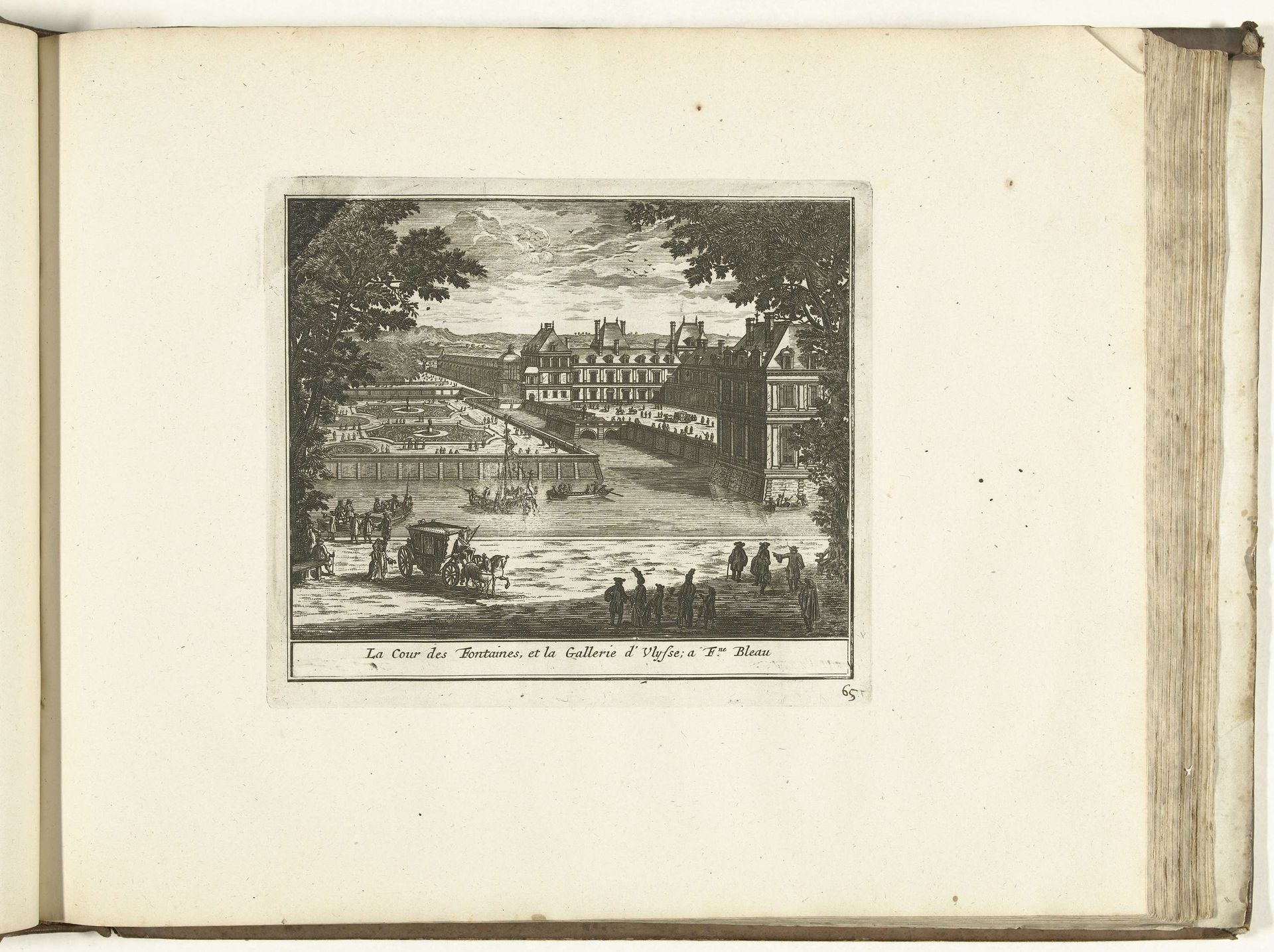 Gezicht op de Cour de la Fontaine in het paleis van Fontainebleau, 1726 by Jan Lamsvelt