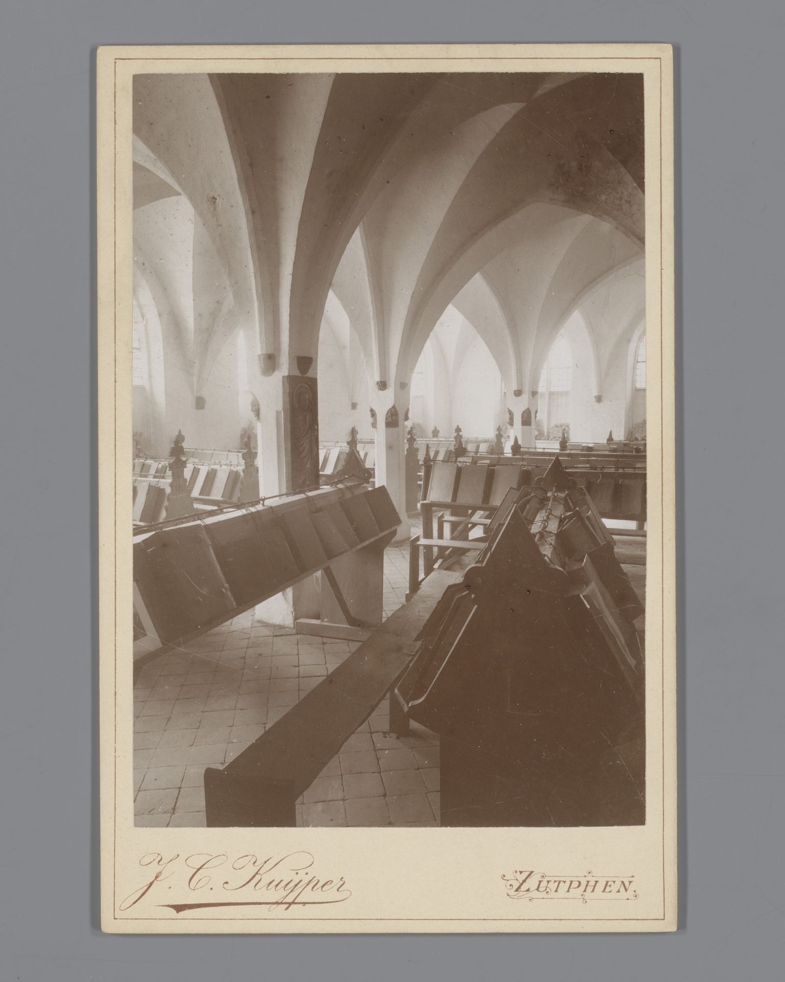 Interieur van een kerk te Zutphen by Jacobus Cornelis Kuijper