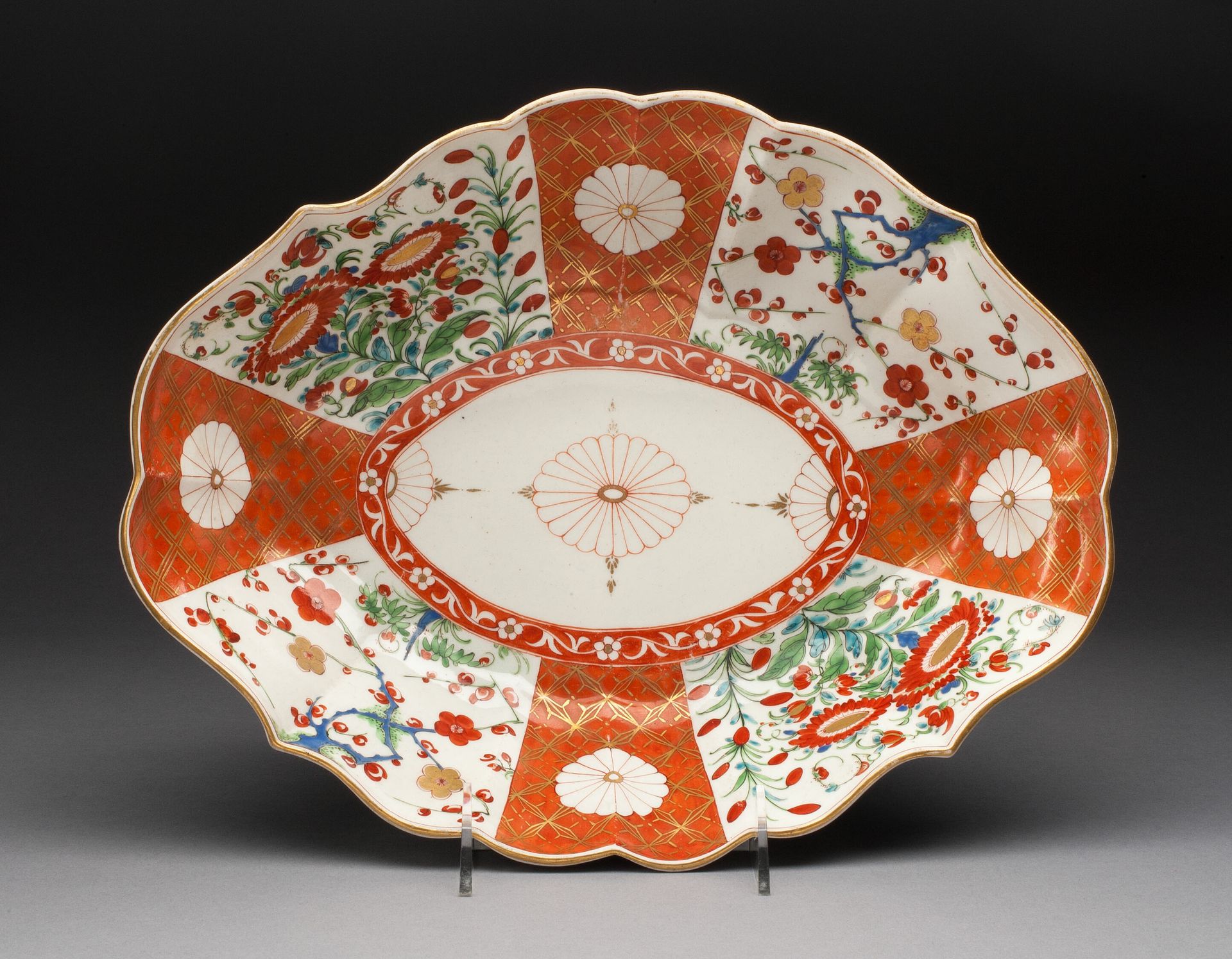 Dish by Worcester Royal Porcelain Company