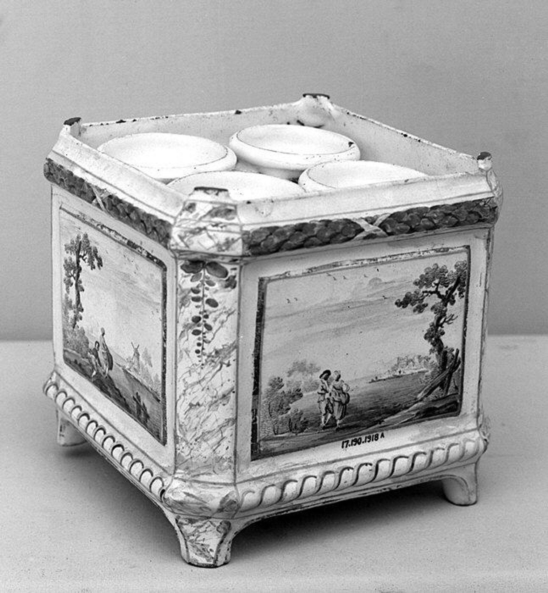 Jardinière by Fidelle Duvivier