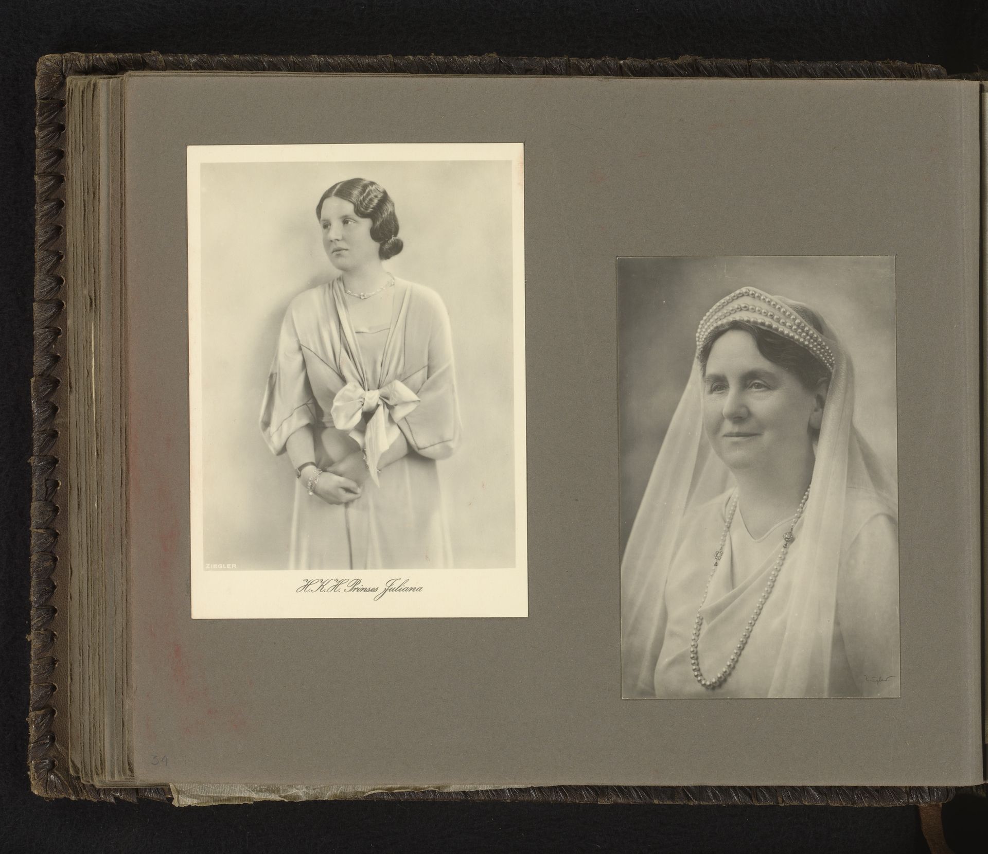 Twee portretten, van prinses Juliana en koningin Wilhelmina by Franz Ziegler