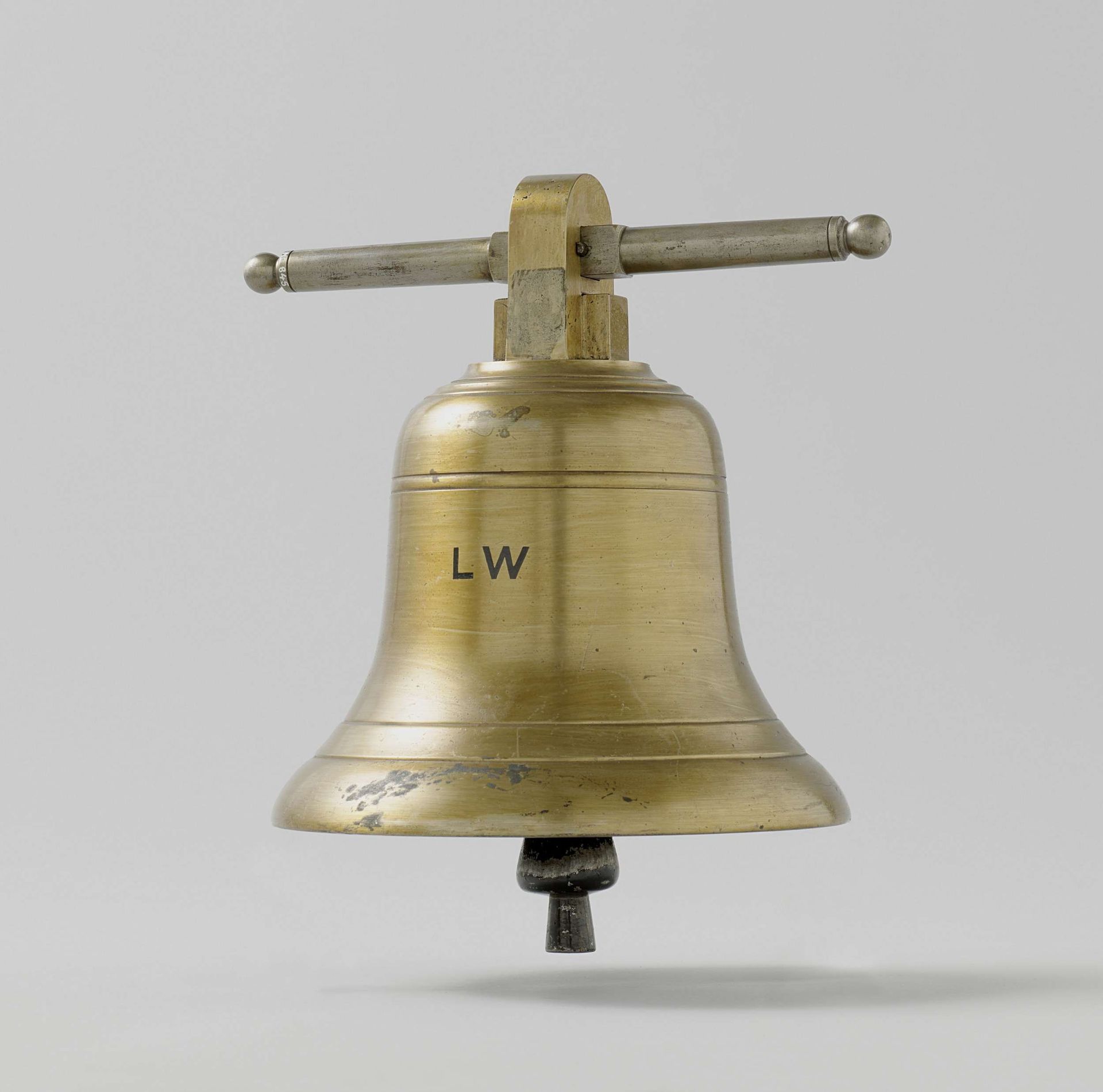 Ship bell by G.H. van Hengel & Zoon