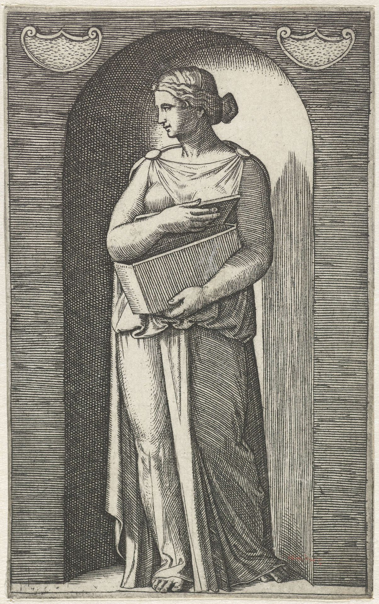 Muze met schrijftafeltje staand in nis by Marcantonio Raimondi